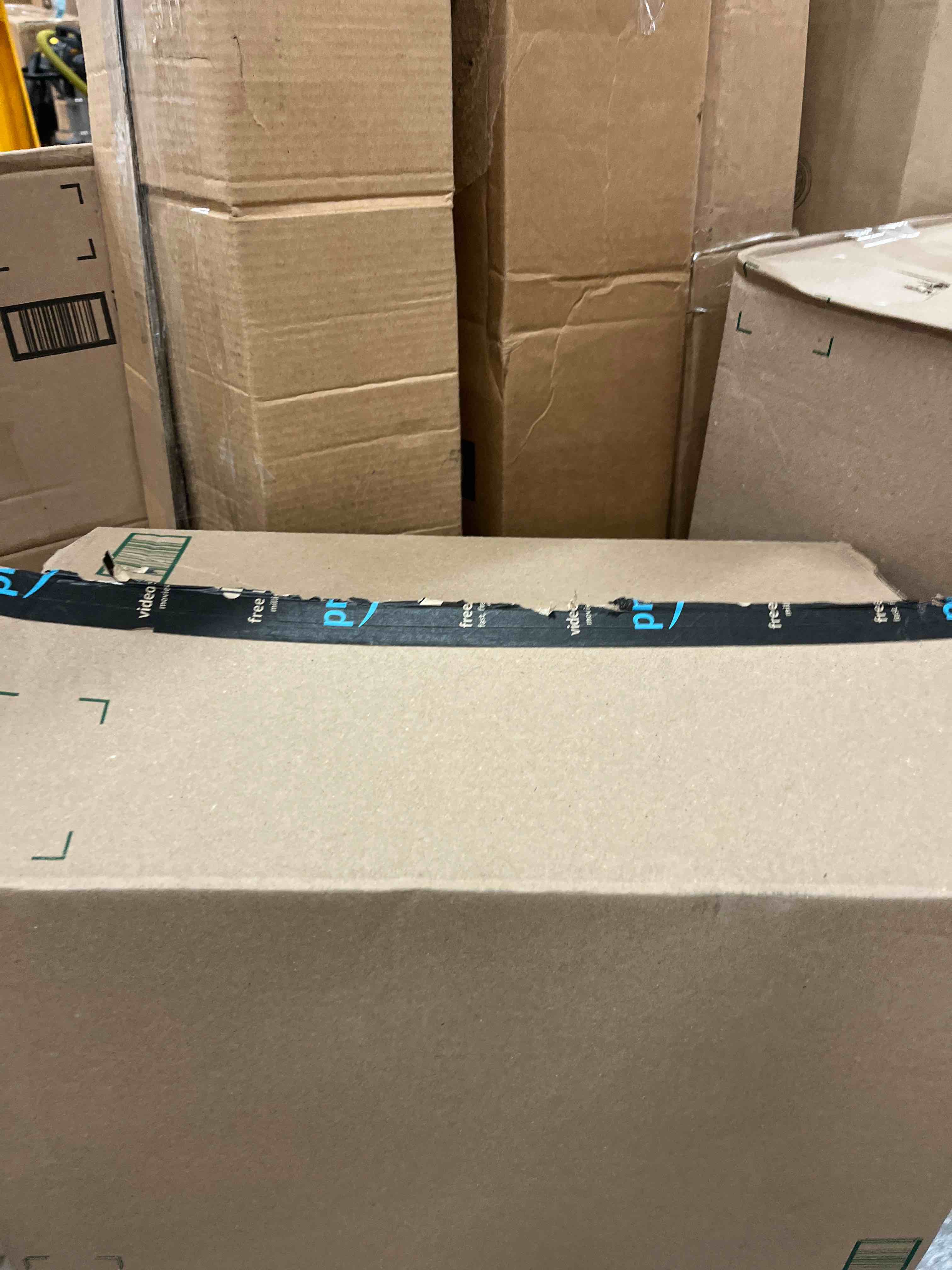 https://s3.amazonaws.com/lotting-images-prod/phillipi/BLU5642600_1744388099538.jpeg