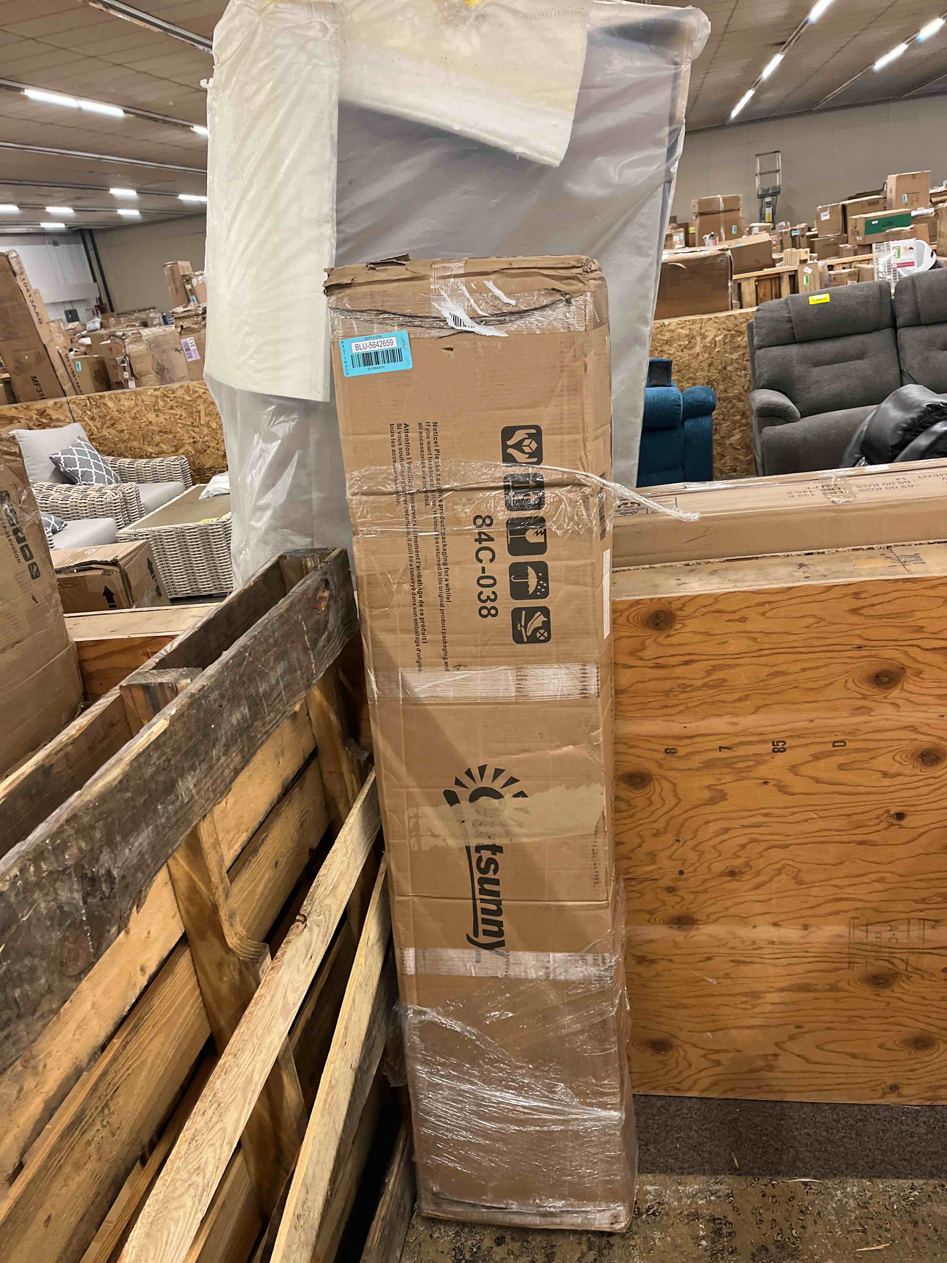 https://s3.amazonaws.com/lotting-images-prod/phillipi/BLU5642659_1746192475331.jpeg