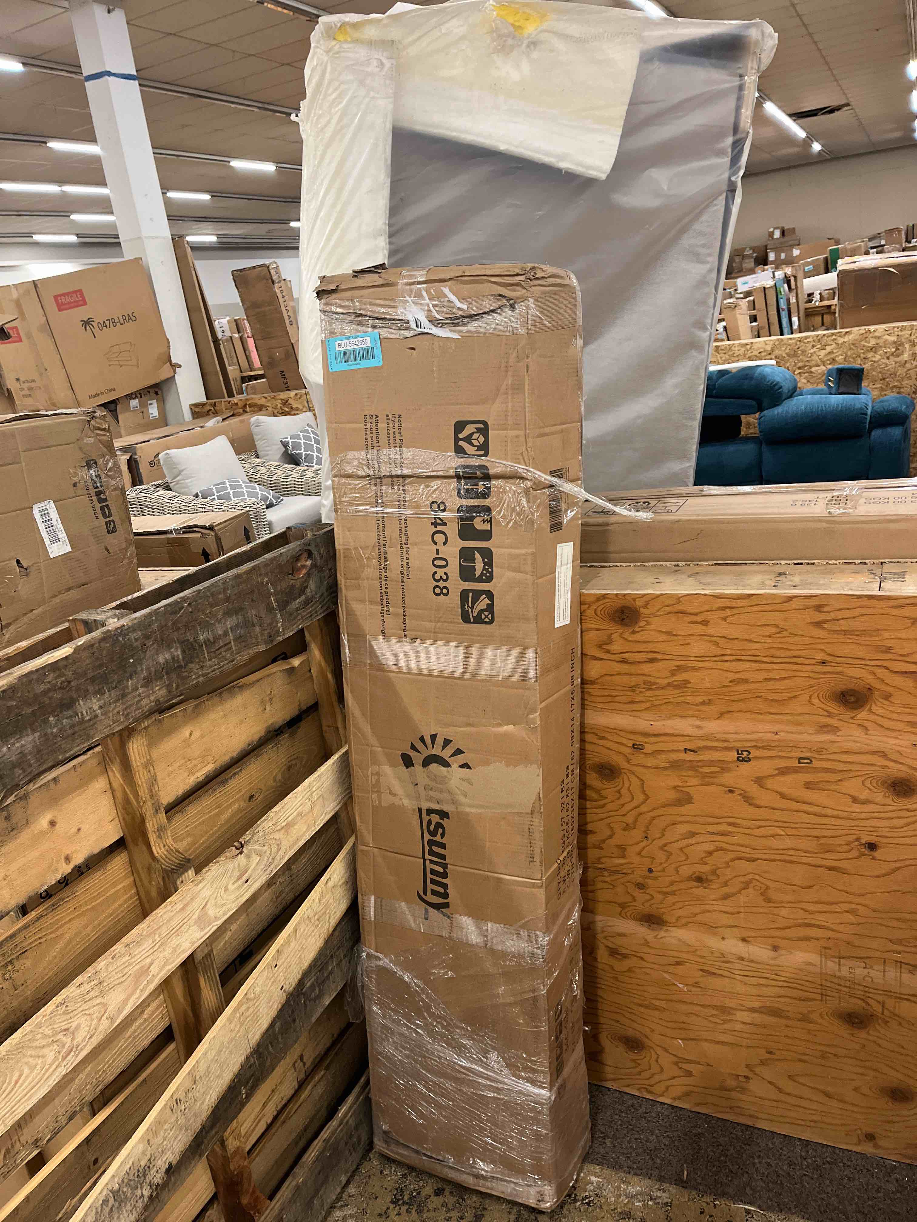https://s3.amazonaws.com/lotting-images-prod/phillipi/BLU5642659_1746192477482.jpeg