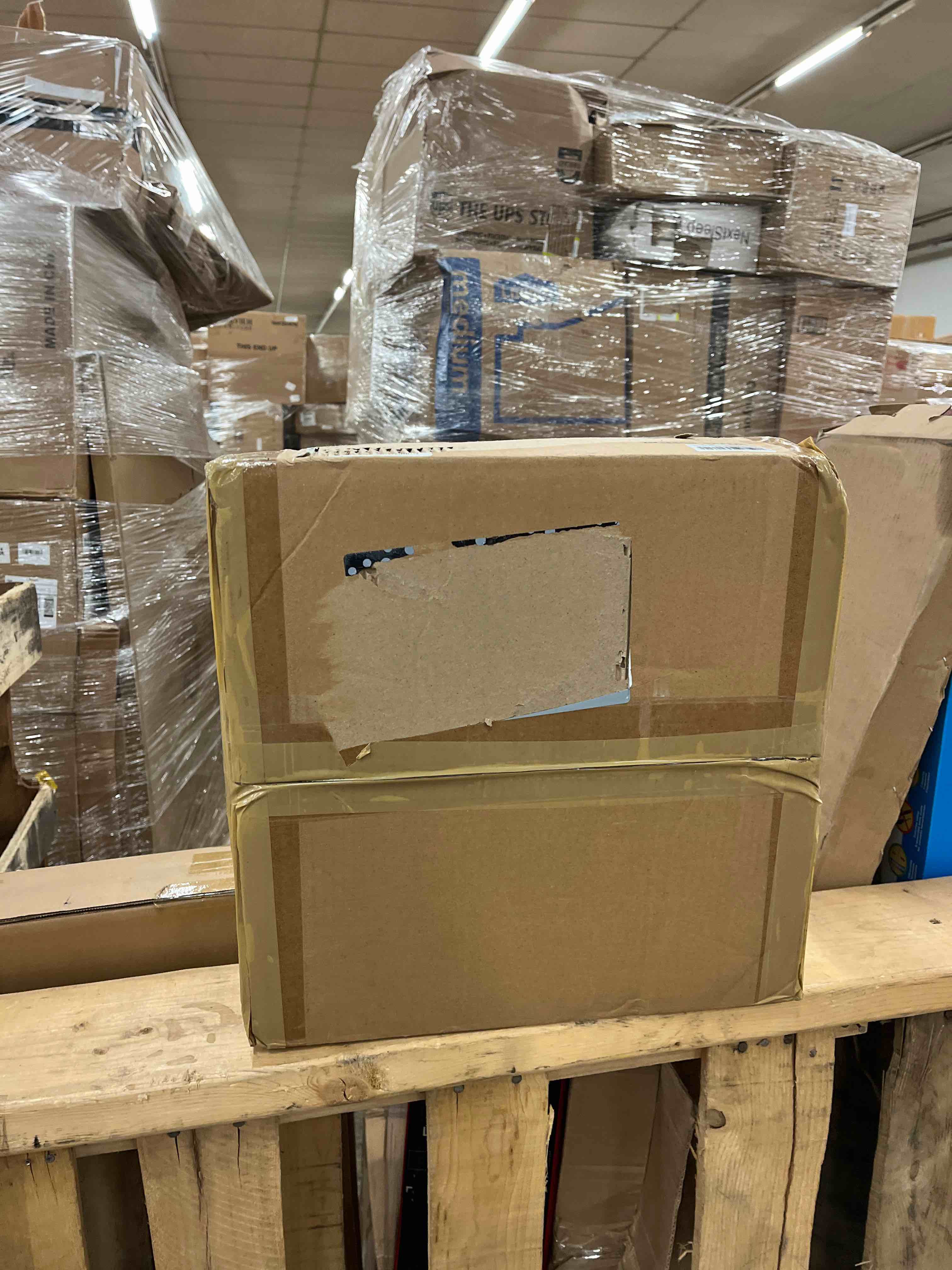 https://s3.amazonaws.com/lotting-images-prod/phillipi/BLU5642820_1744737191028.jpeg