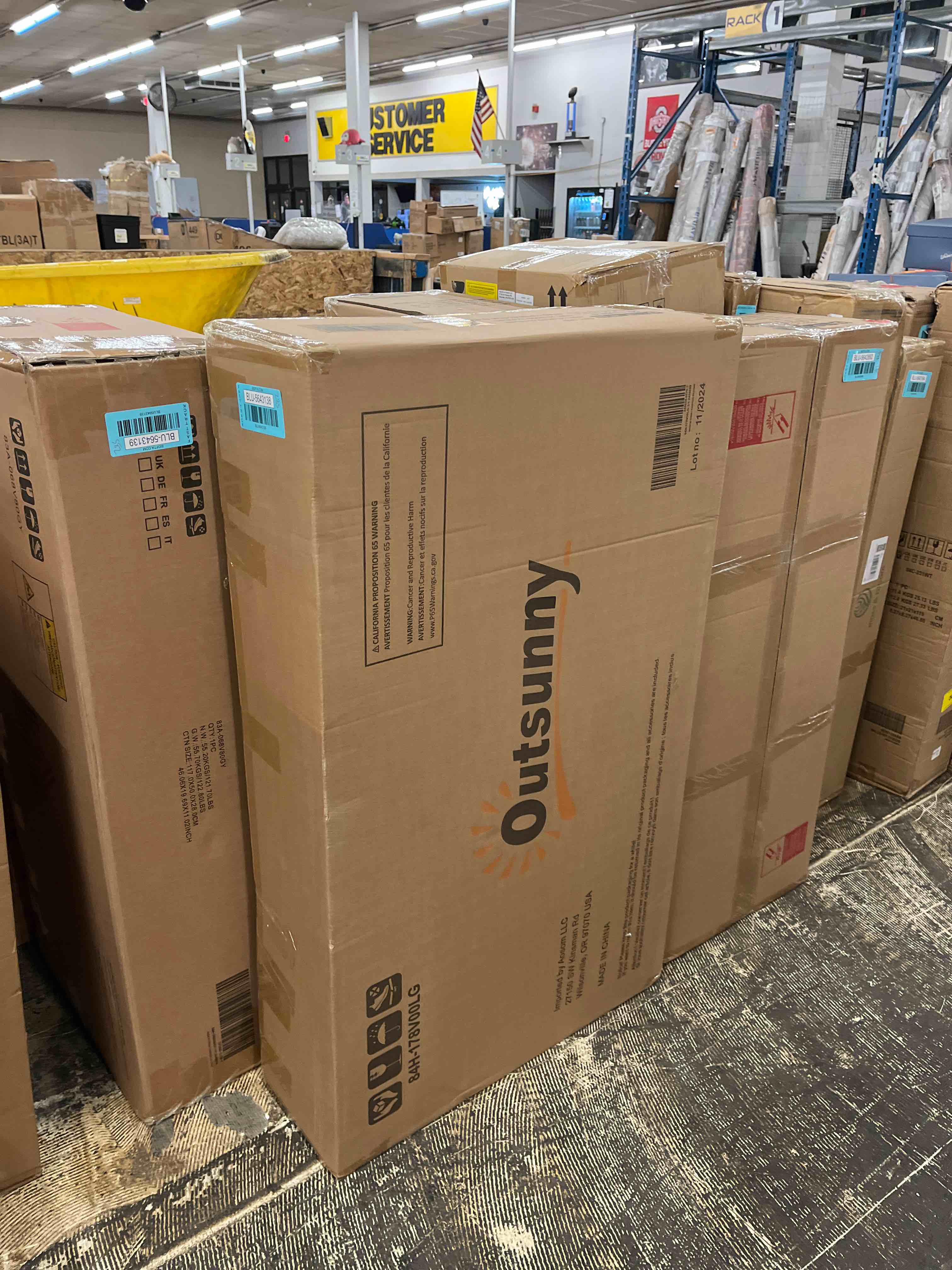 https://s3.amazonaws.com/lotting-images-prod/phillipi/BLU5643138_1744961913832.jpeg