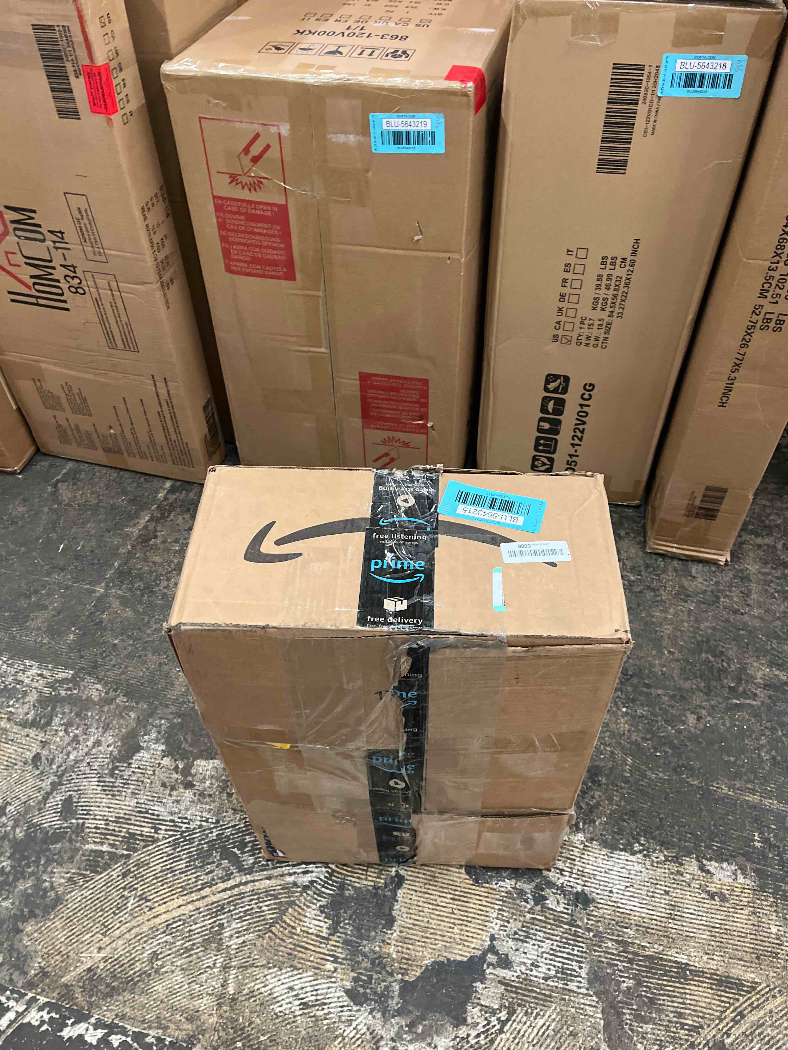 https://s3.amazonaws.com/lotting-images-prod/phillipi/BLU5643215_1744992685338.jpeg