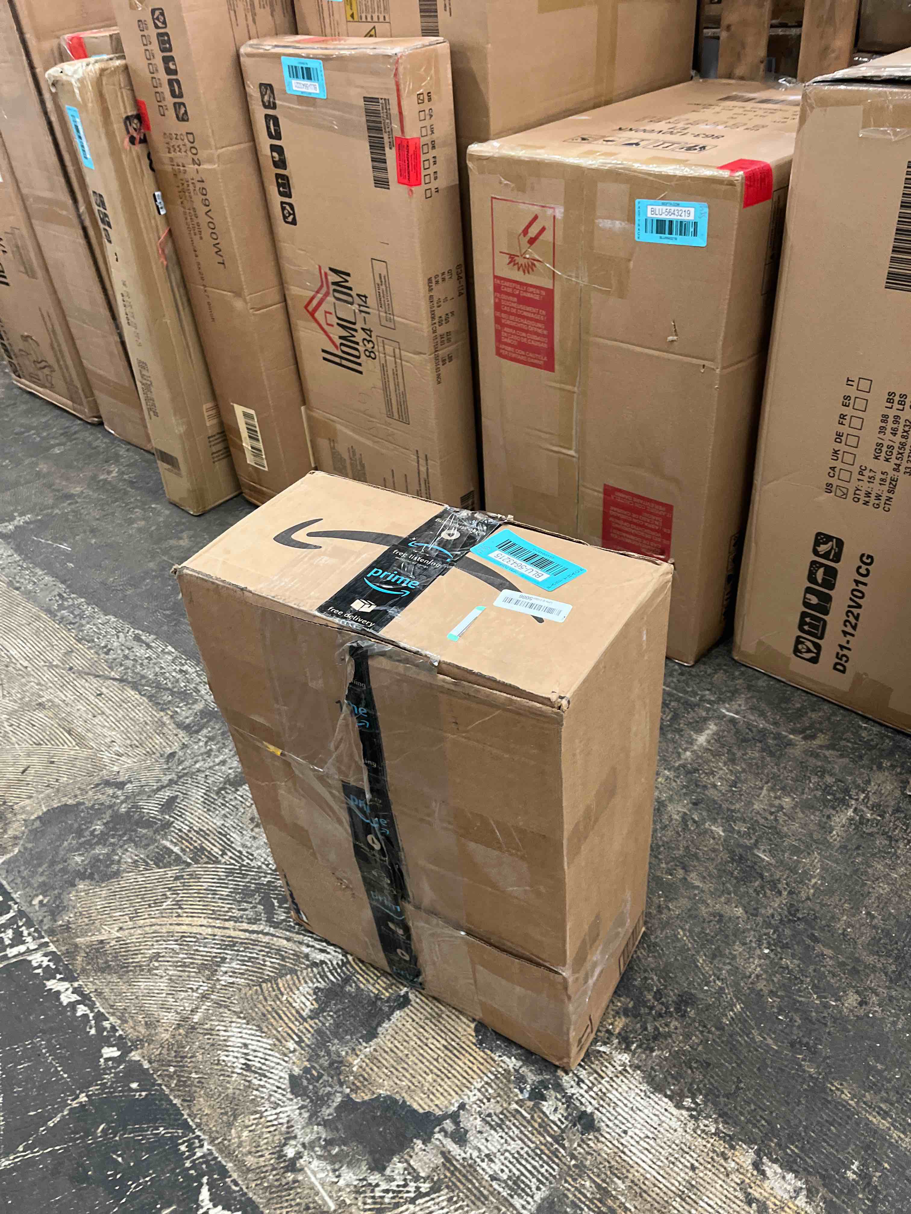 https://s3.amazonaws.com/lotting-images-prod/phillipi/BLU5643215_1744992687322.jpeg