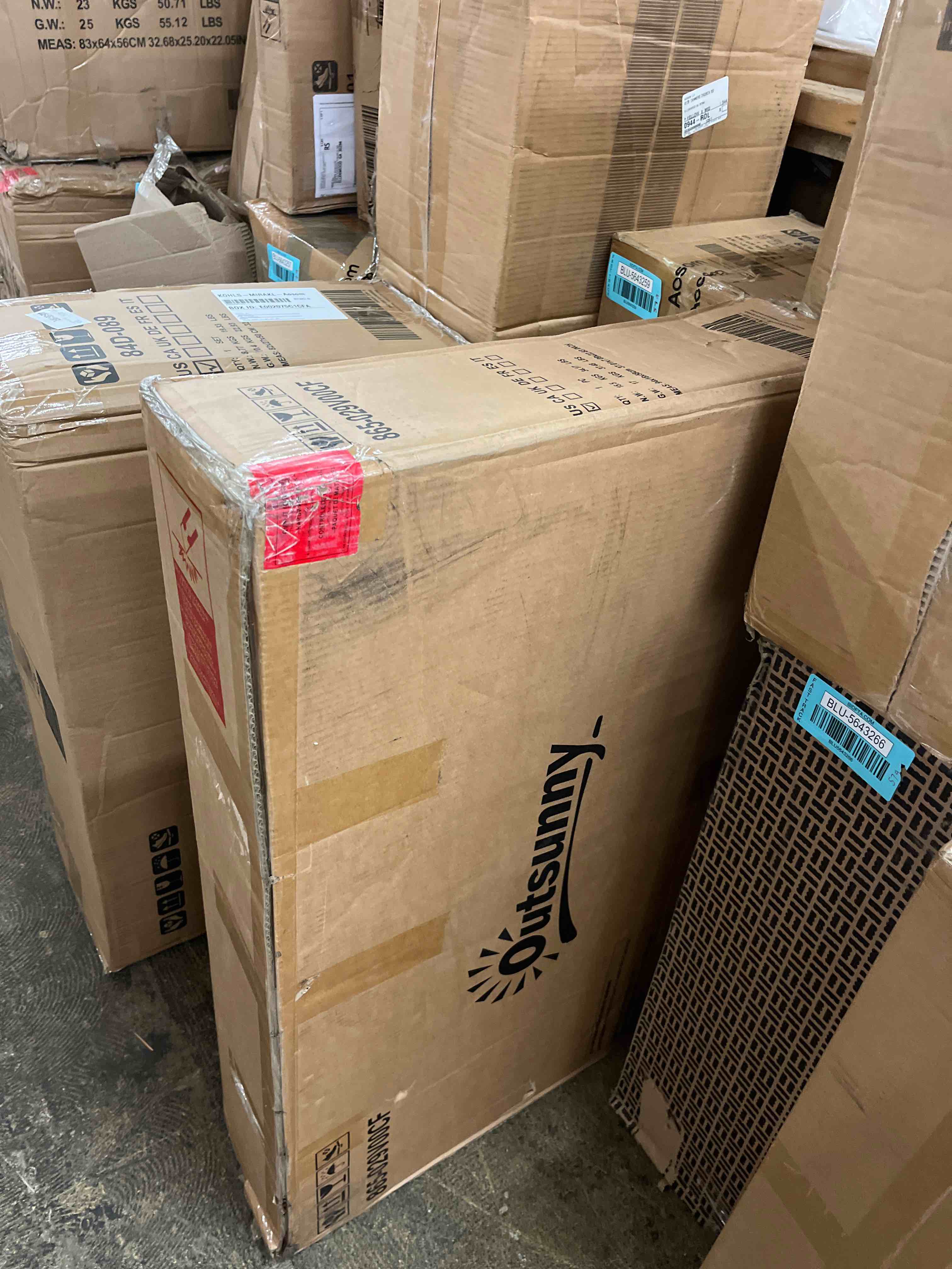 https://s3.amazonaws.com/lotting-images-prod/phillipi/BLU5643305_1744991180727.jpeg