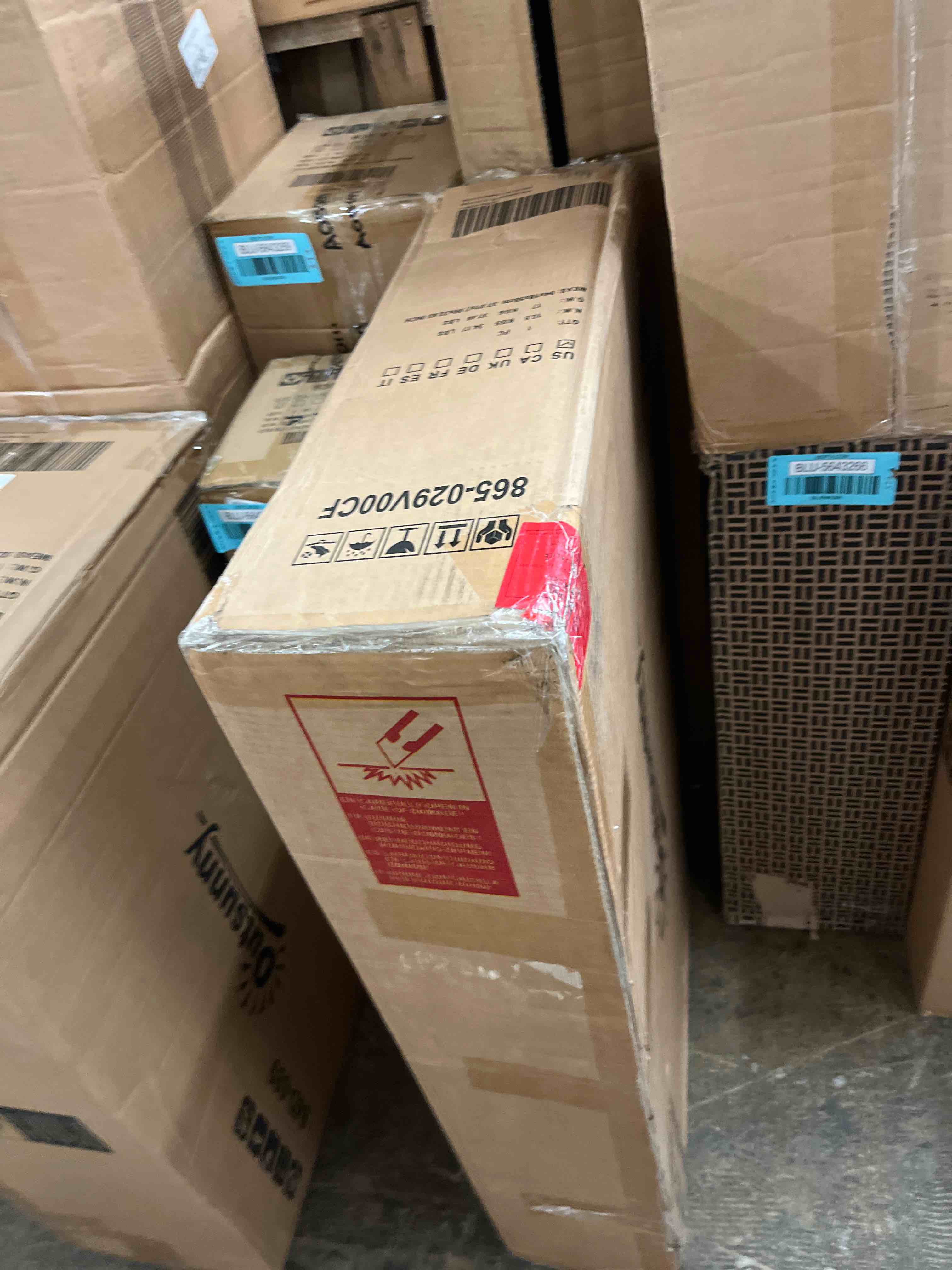 https://s3.amazonaws.com/lotting-images-prod/phillipi/BLU5643305_1744991182199.jpeg