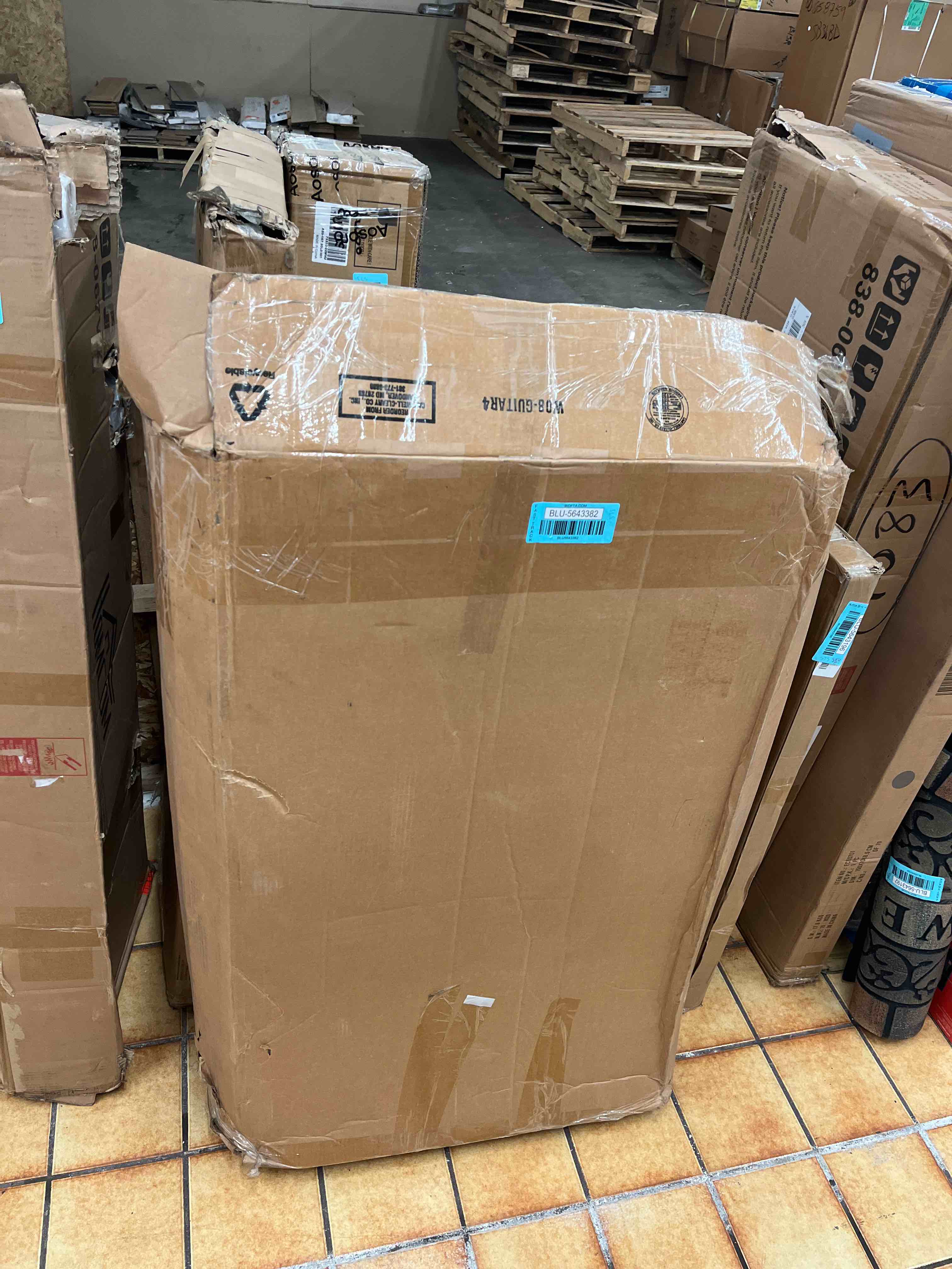 https://s3.amazonaws.com/lotting-images-prod/phillipi/BLU5643382_1745382336515.jpeg
