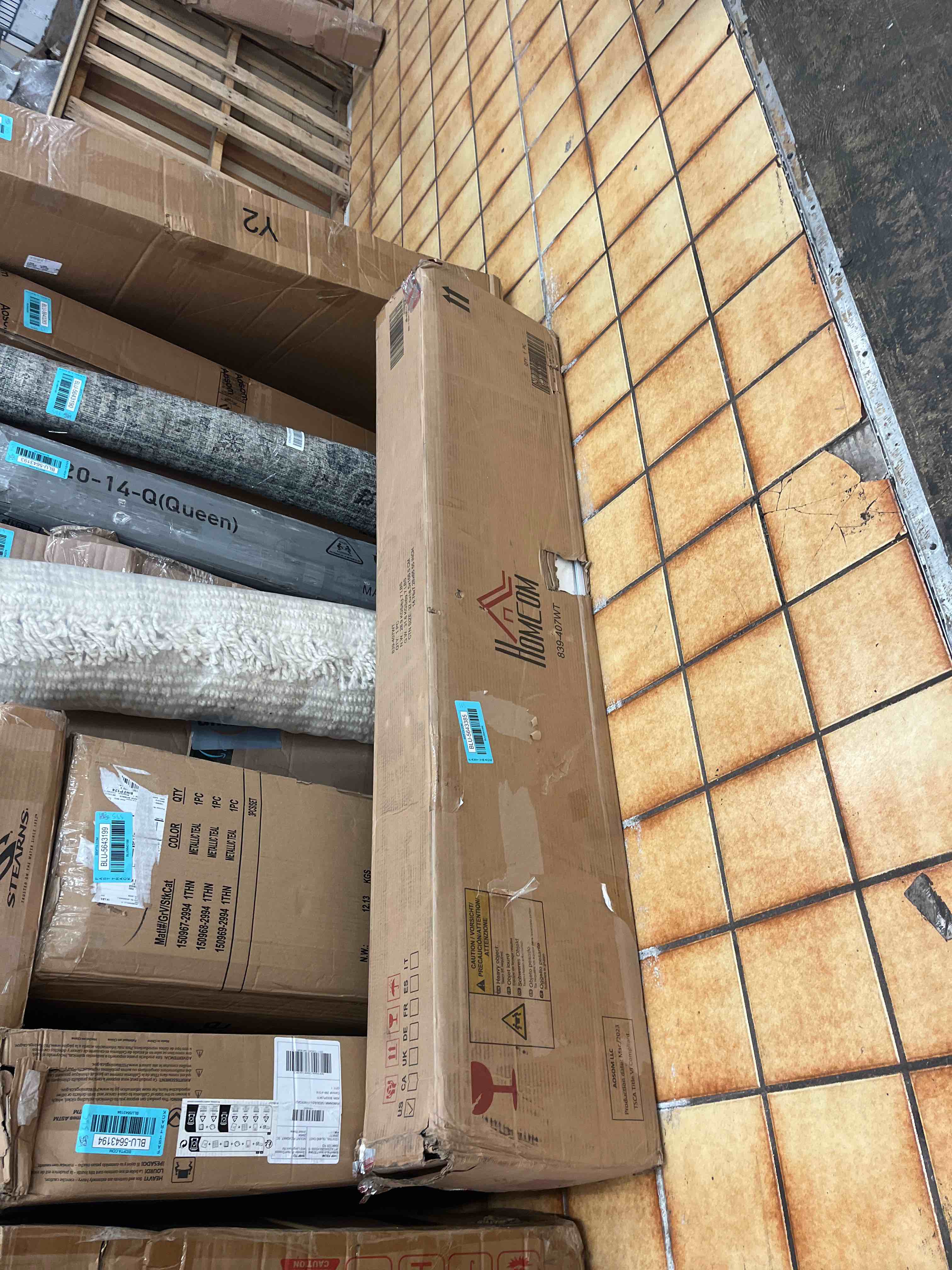 https://s3.amazonaws.com/lotting-images-prod/phillipi/BLU5643385_1745381904177.jpeg