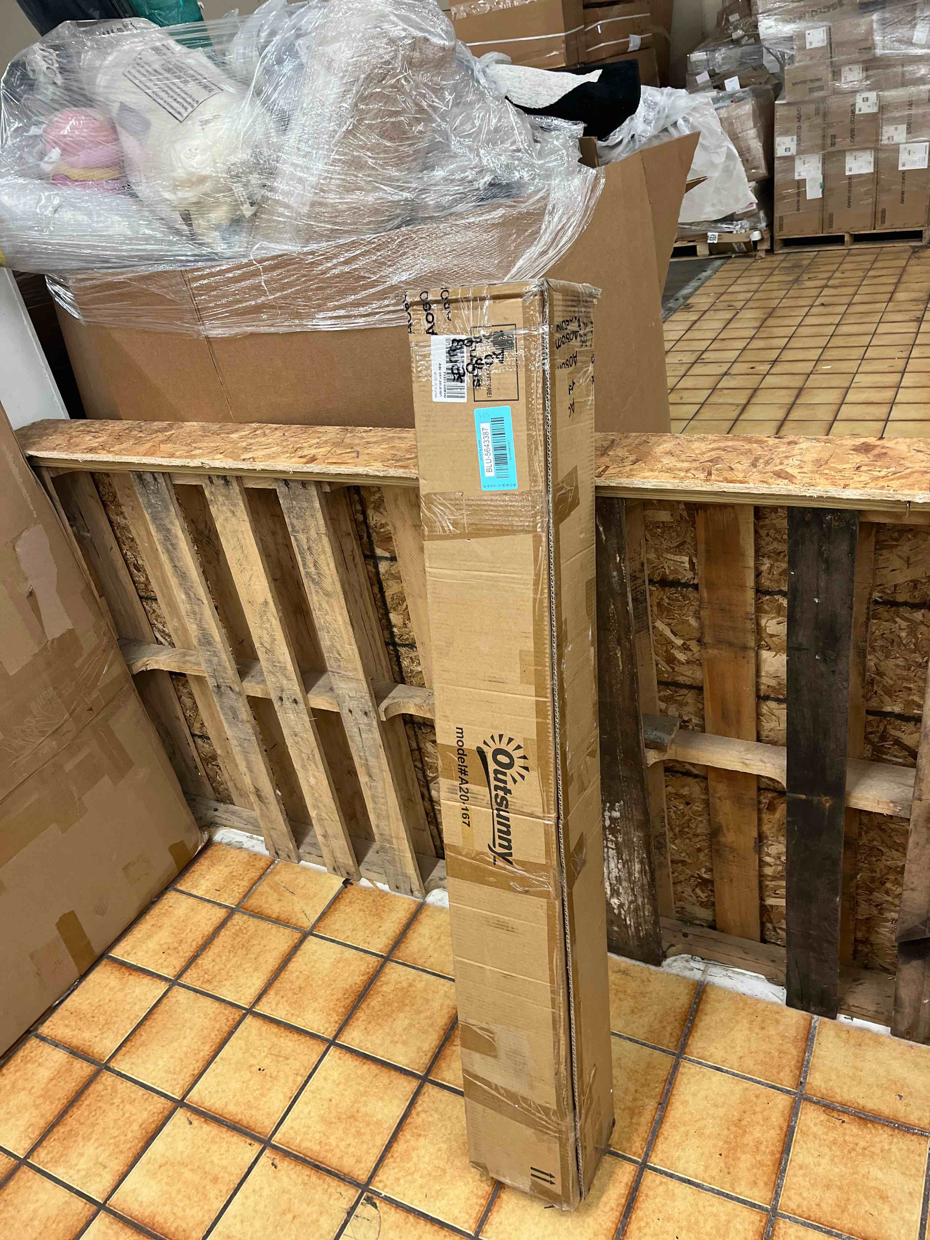 https://s3.amazonaws.com/lotting-images-prod/phillipi/BLU5643387_1745381672034.jpeg