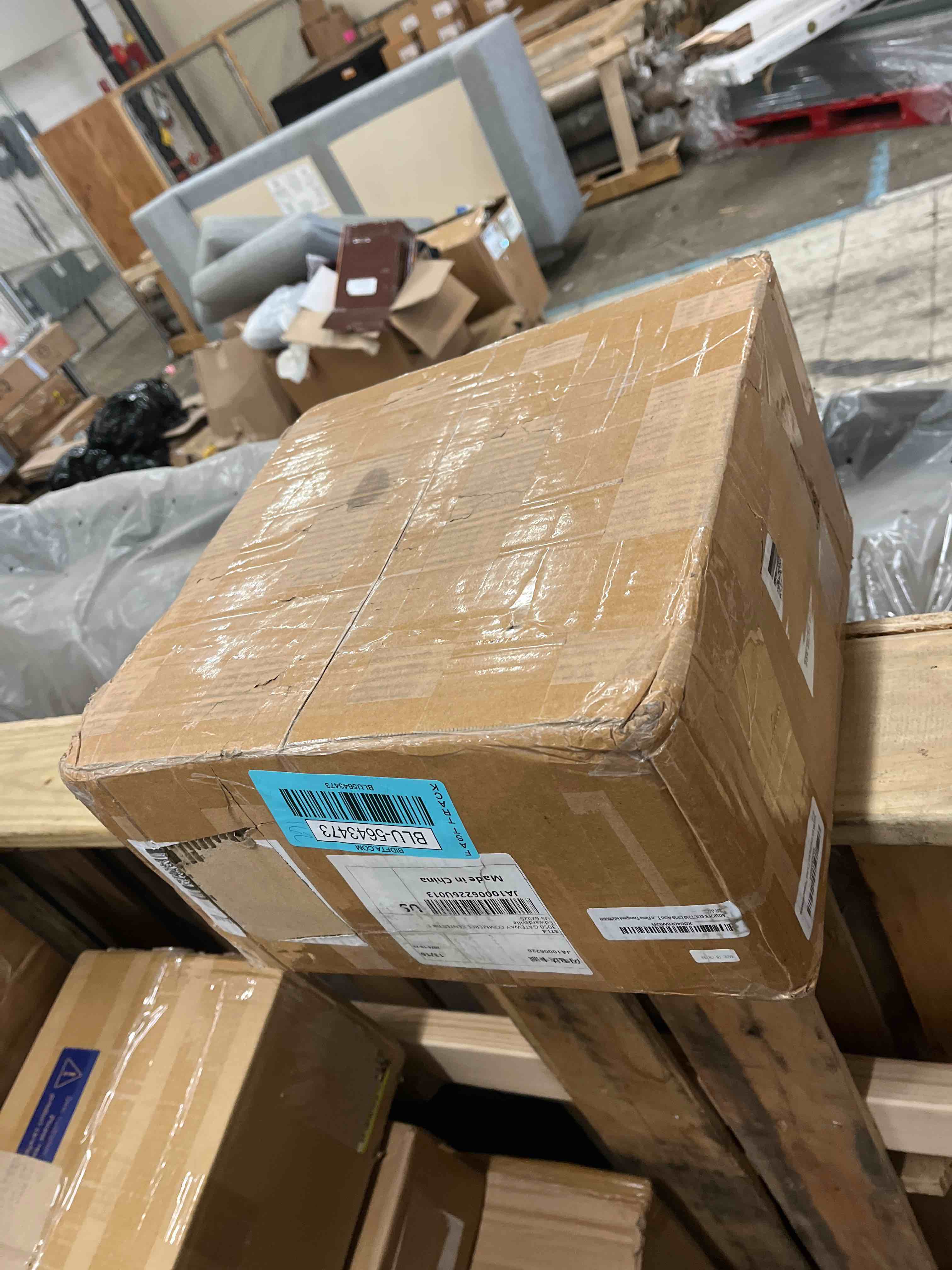 https://s3.amazonaws.com/lotting-images-prod/phillipi/BLU5643473_1738003098870.jpeg