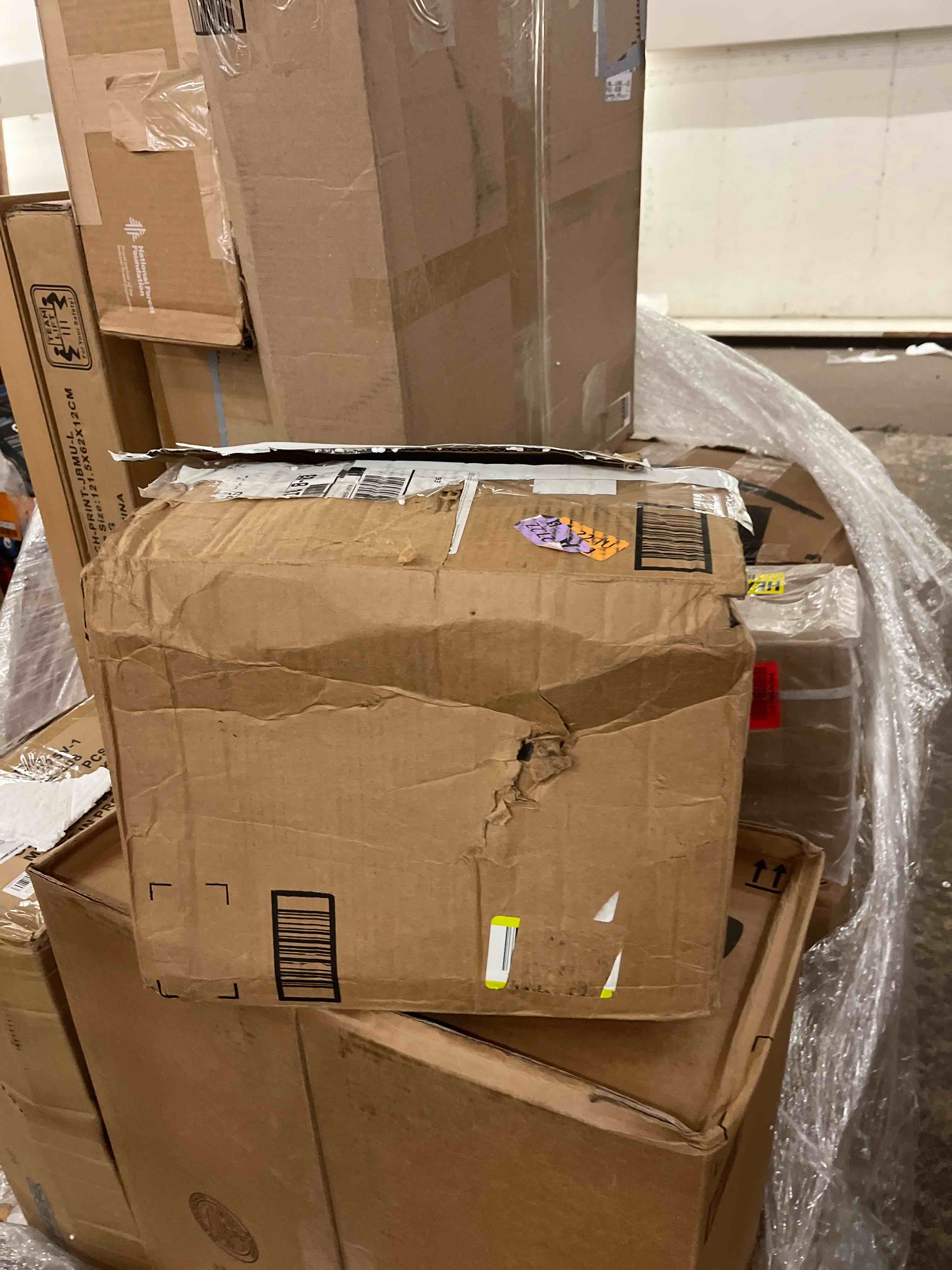https://s3.amazonaws.com/lotting-images-prod/phillipi/BLU5643563_1738004041098.jpeg