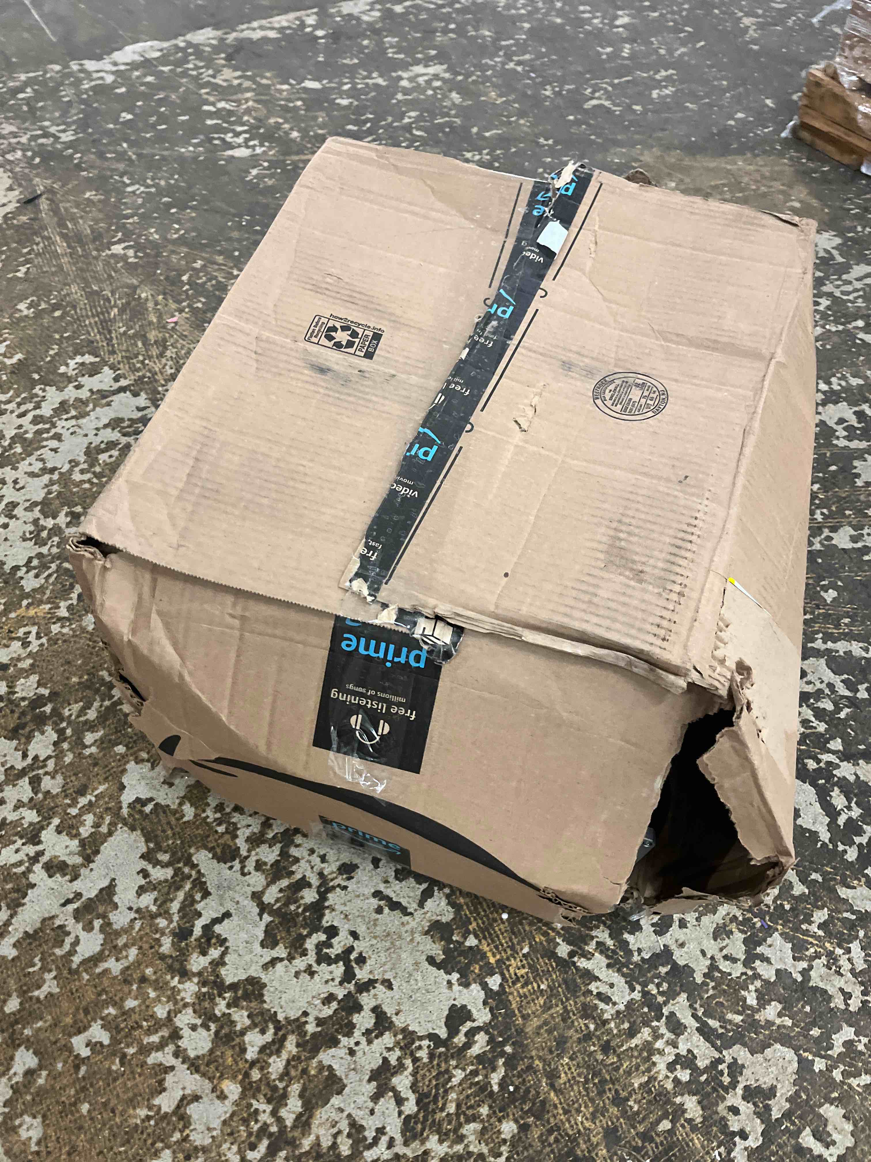 https://s3.amazonaws.com/lotting-images-prod/phillipi/BLU5643574_1738002188869.jpeg