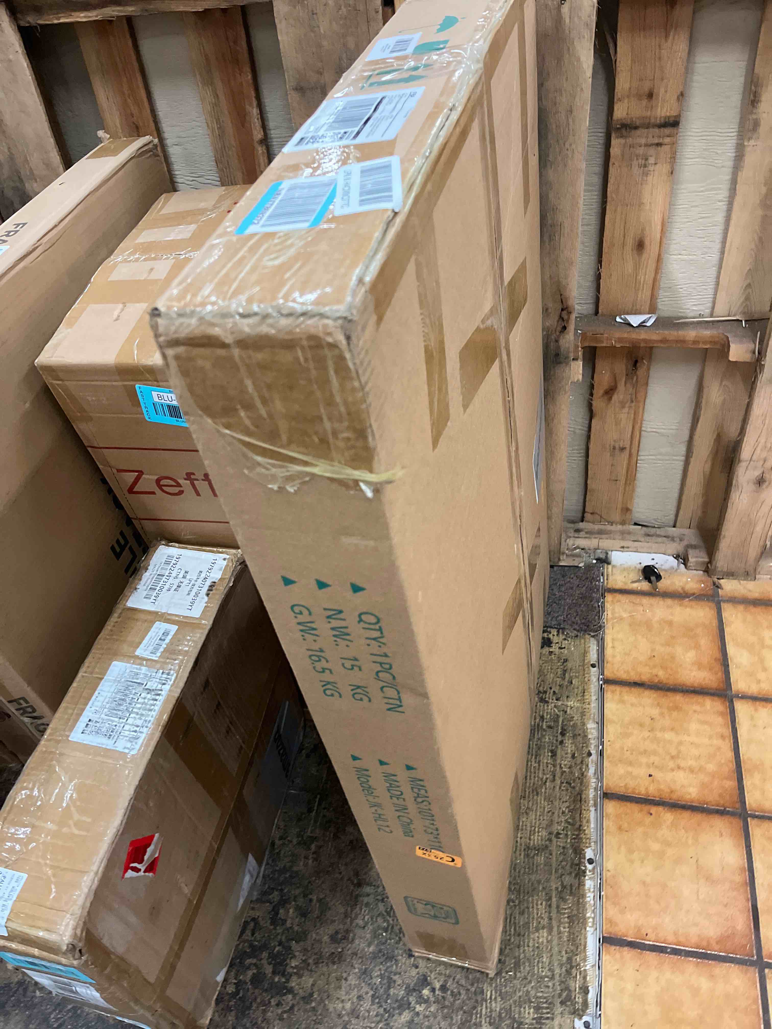 https://s3.amazonaws.com/lotting-images-prod/phillipi/BLU5643579_1738005934556.jpeg