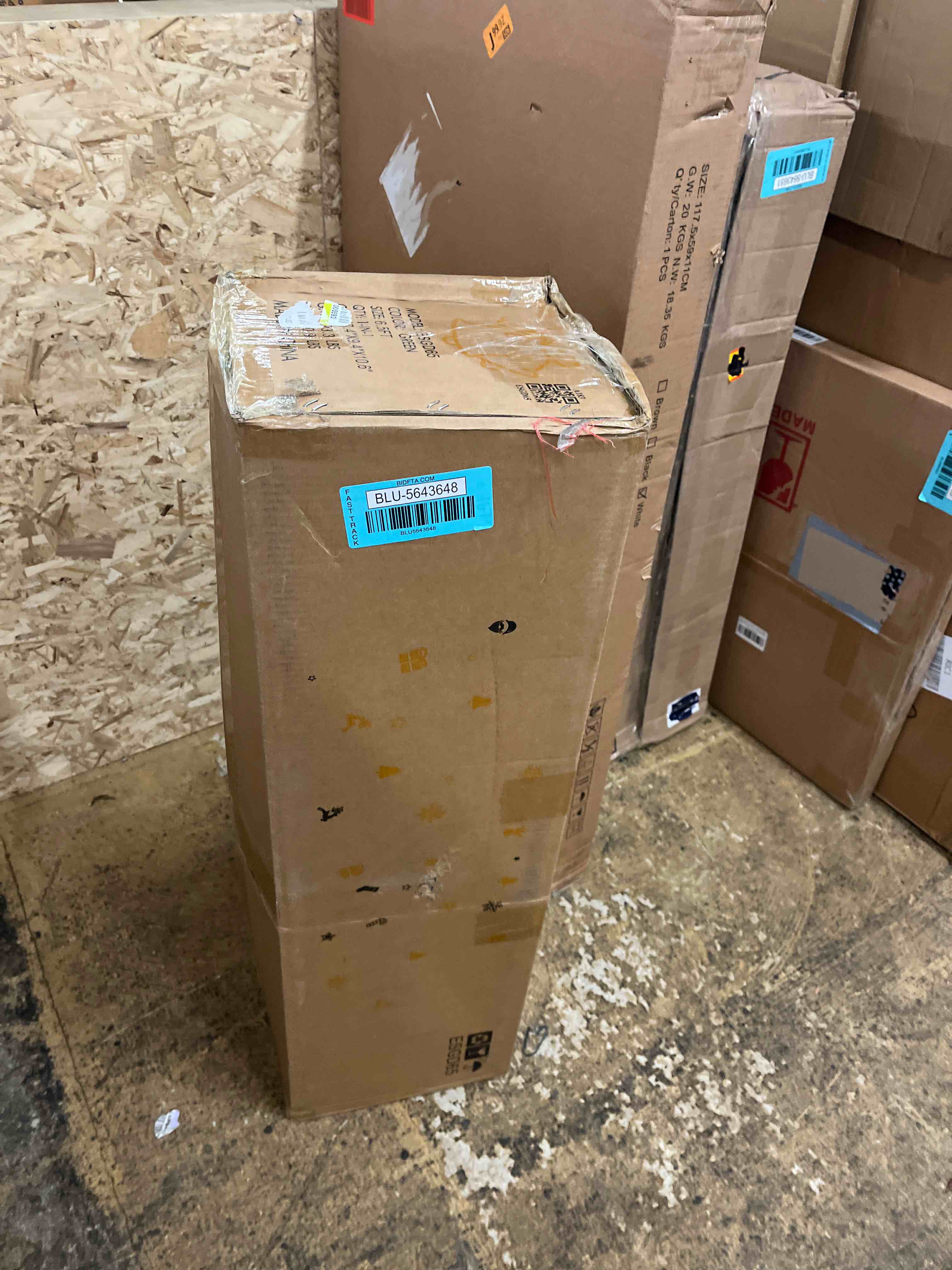 https://s3.amazonaws.com/lotting-images-prod/phillipi/BLU5643648_1738078410309.jpeg