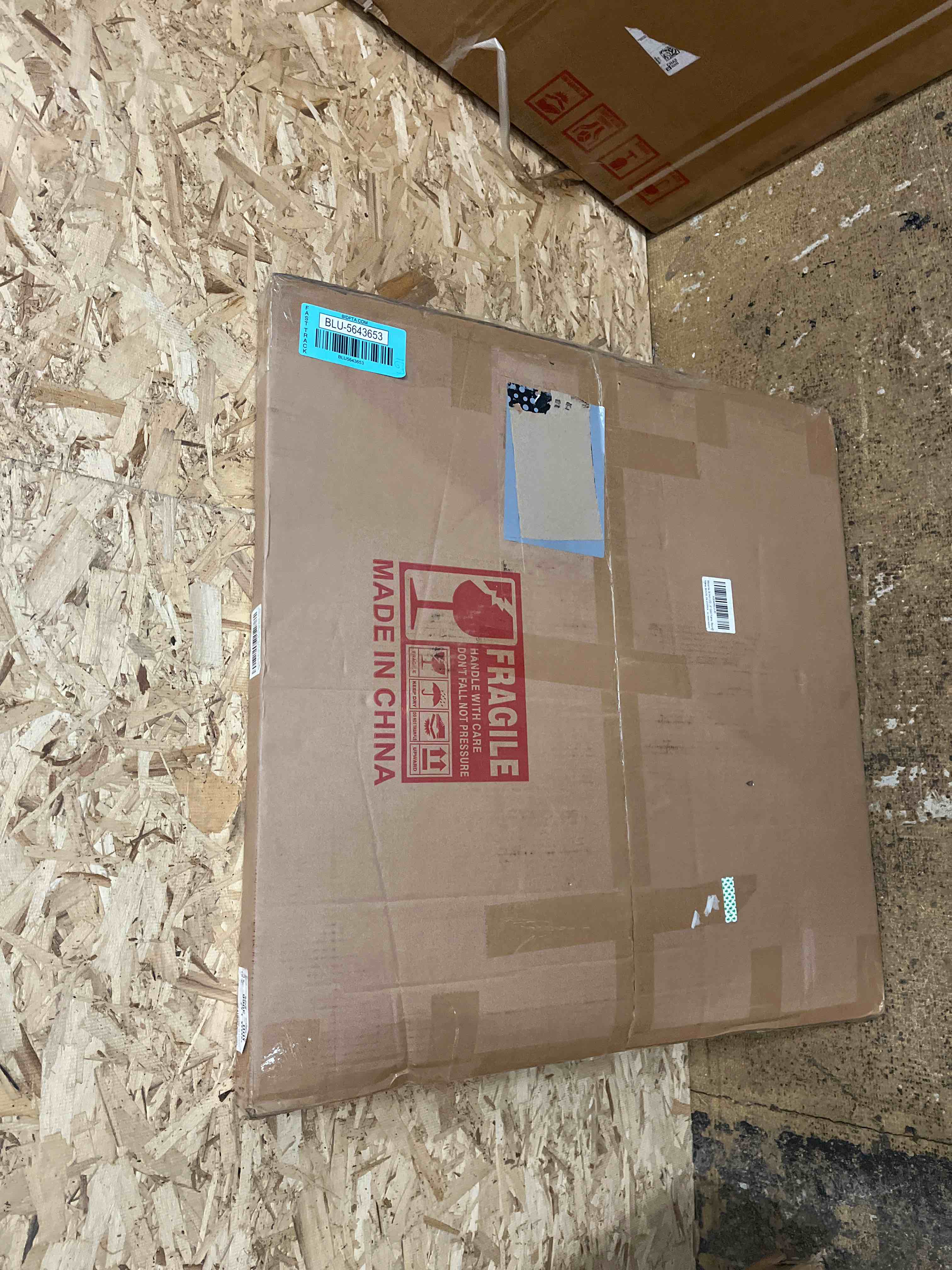 https://s3.amazonaws.com/lotting-images-prod/phillipi/BLU5643653_1738077618183.jpeg