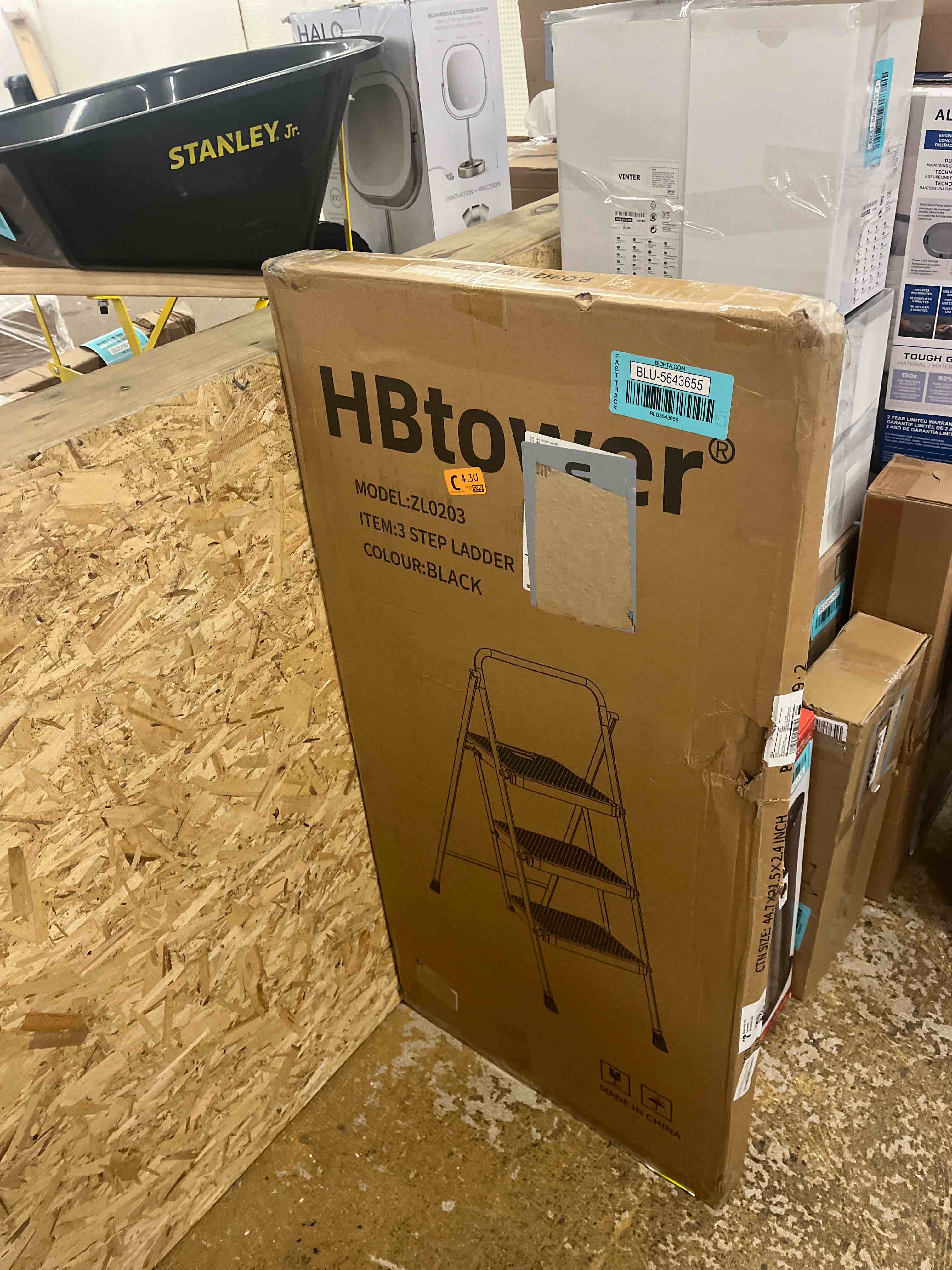 https://s3.amazonaws.com/lotting-images-prod/phillipi/BLU5643655_1738077492834.jpeg
