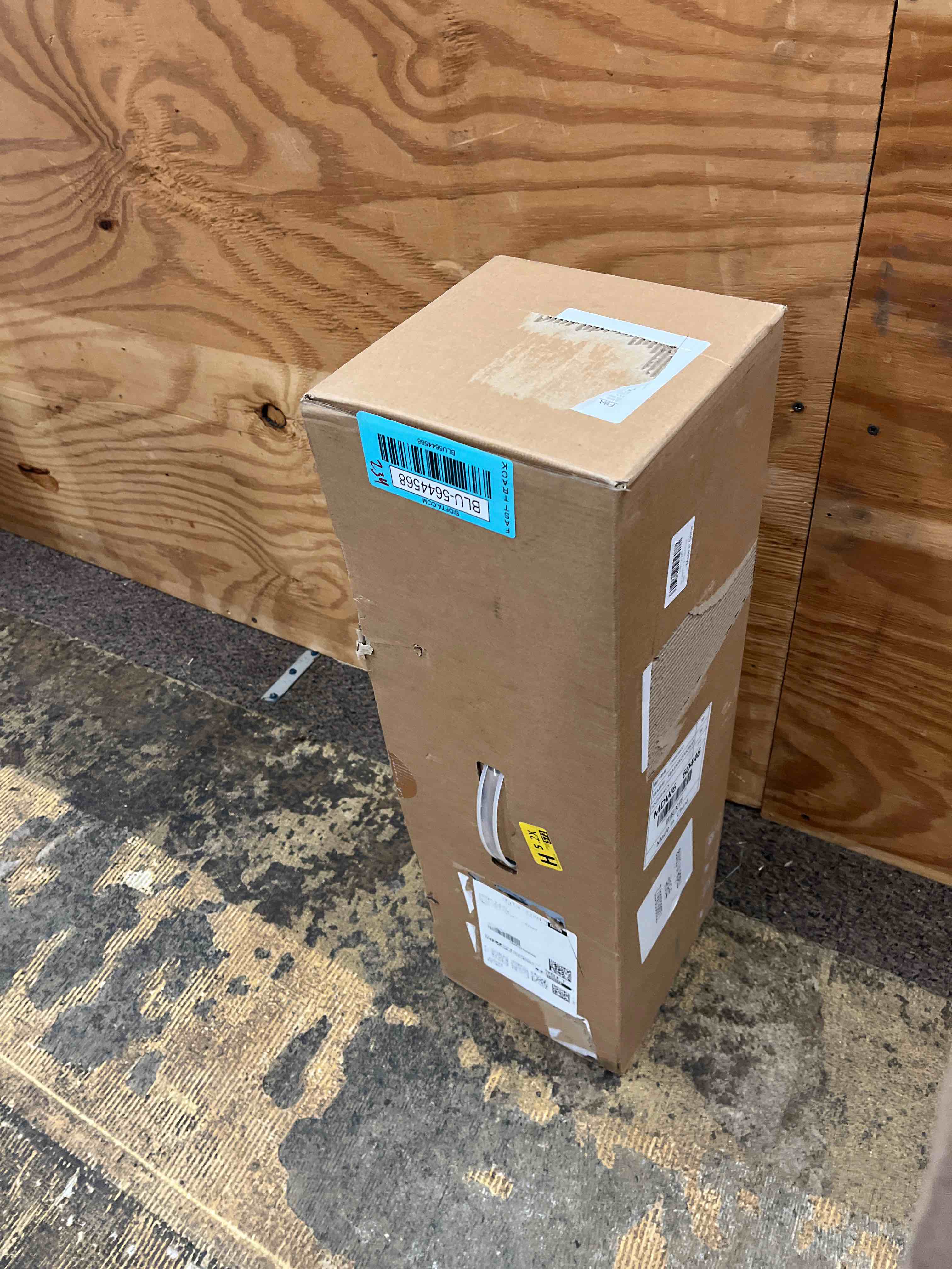 https://s3.amazonaws.com/lotting-images-prod/phillipi/BLU5644568_1738862155324.jpeg