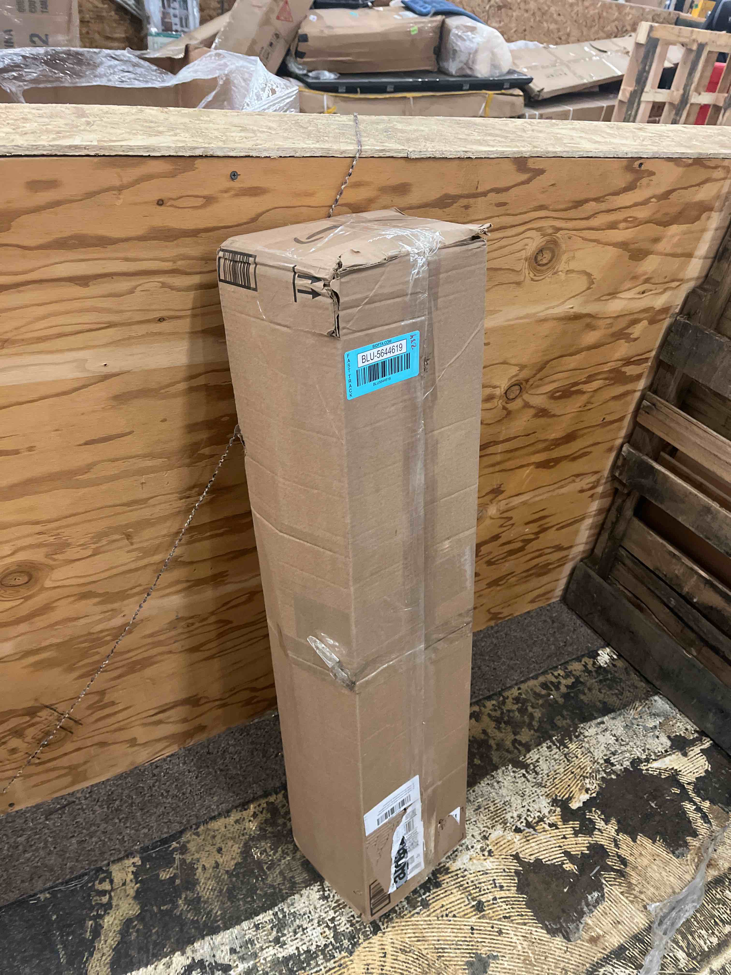 https://s3.amazonaws.com/lotting-images-prod/phillipi/BLU5644619_1738856148188.jpeg