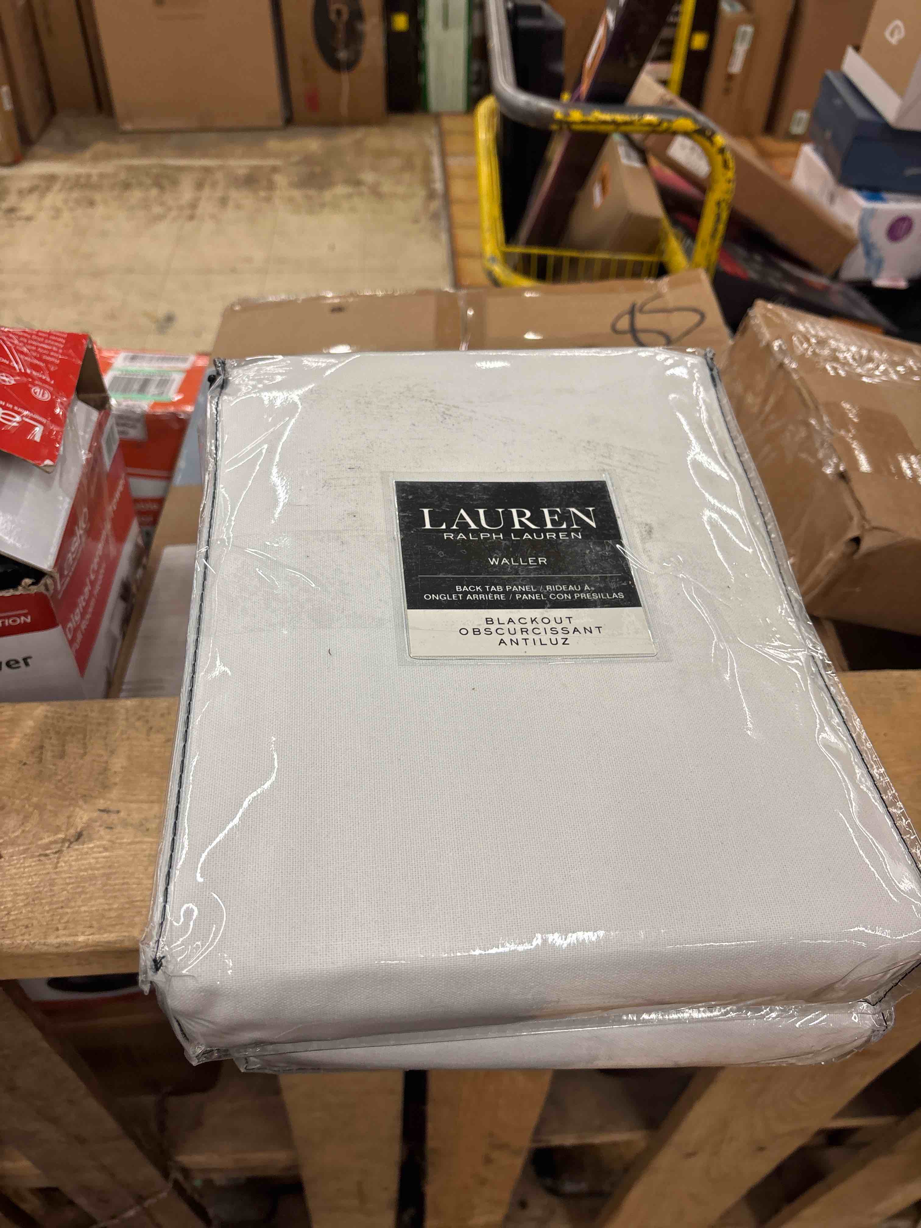 https://s3.amazonaws.com/lotting-images-prod/phillipi/BLU5645412_1740683469285.jpeg