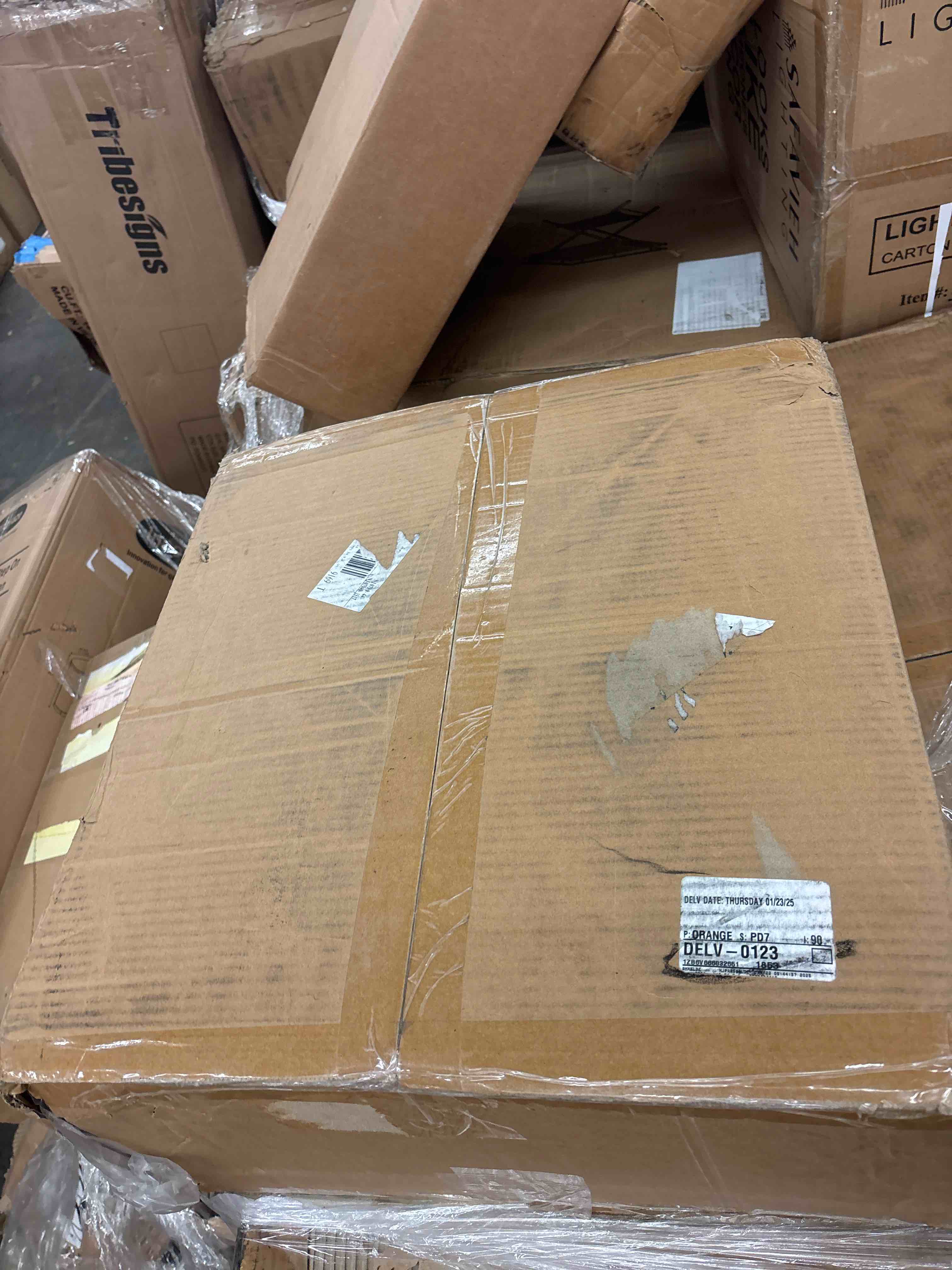 https://s3.amazonaws.com/lotting-images-prod/phillipi/BLU5645413_1740683171975.jpeg
