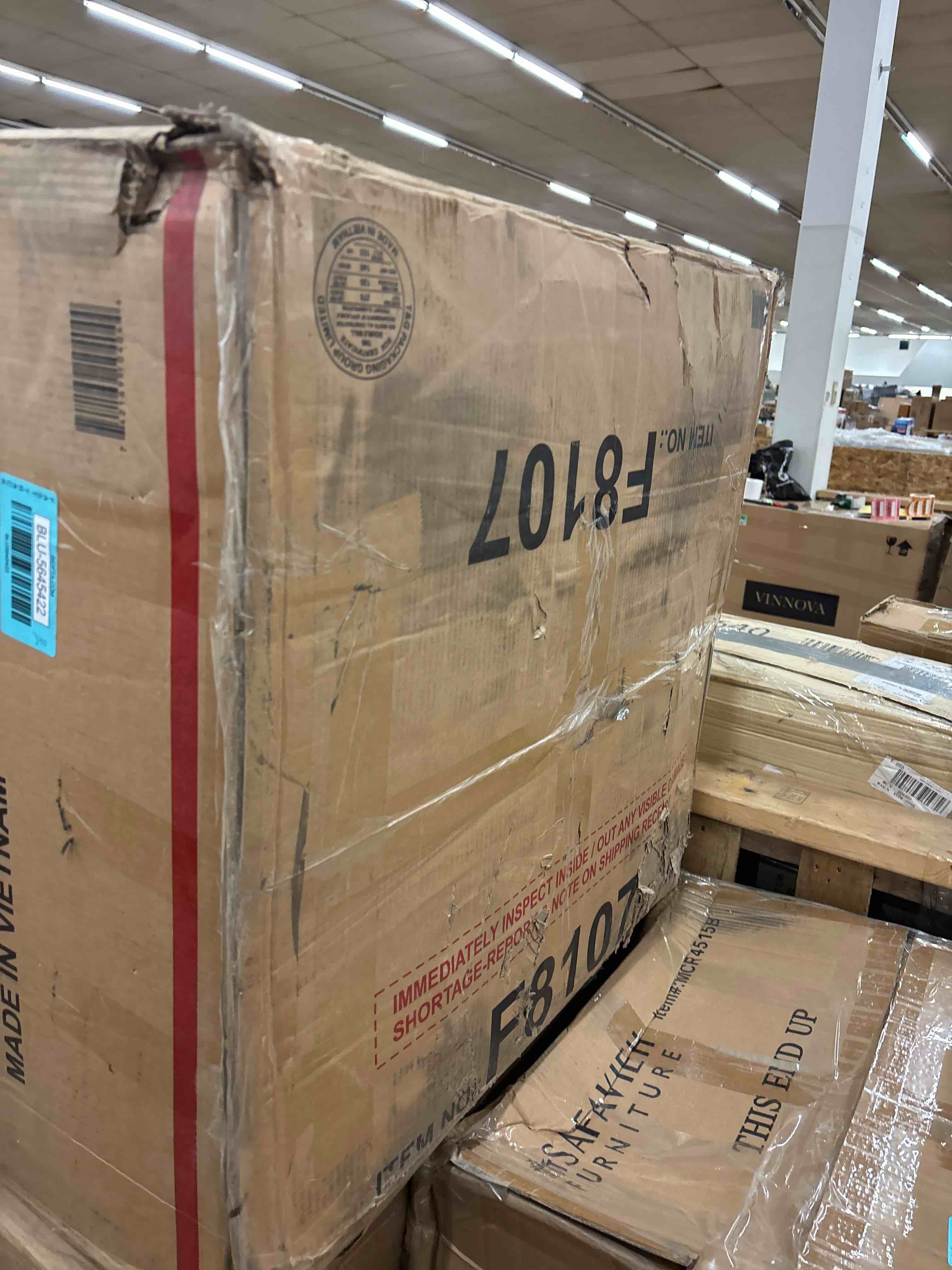https://s3.amazonaws.com/lotting-images-prod/phillipi/BLU5645422_1740681548662.jpeg