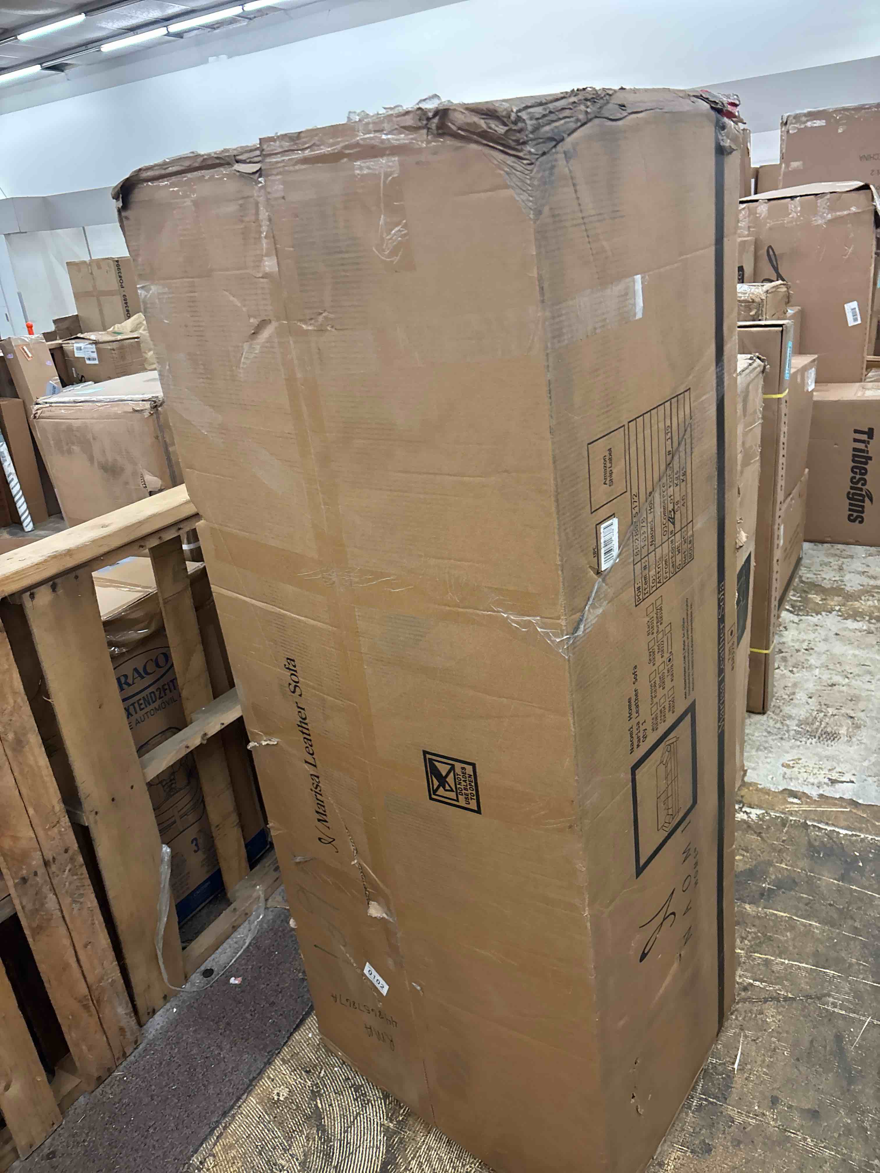https://s3.amazonaws.com/lotting-images-prod/phillipi/BLU5645452_1740672459393.jpeg