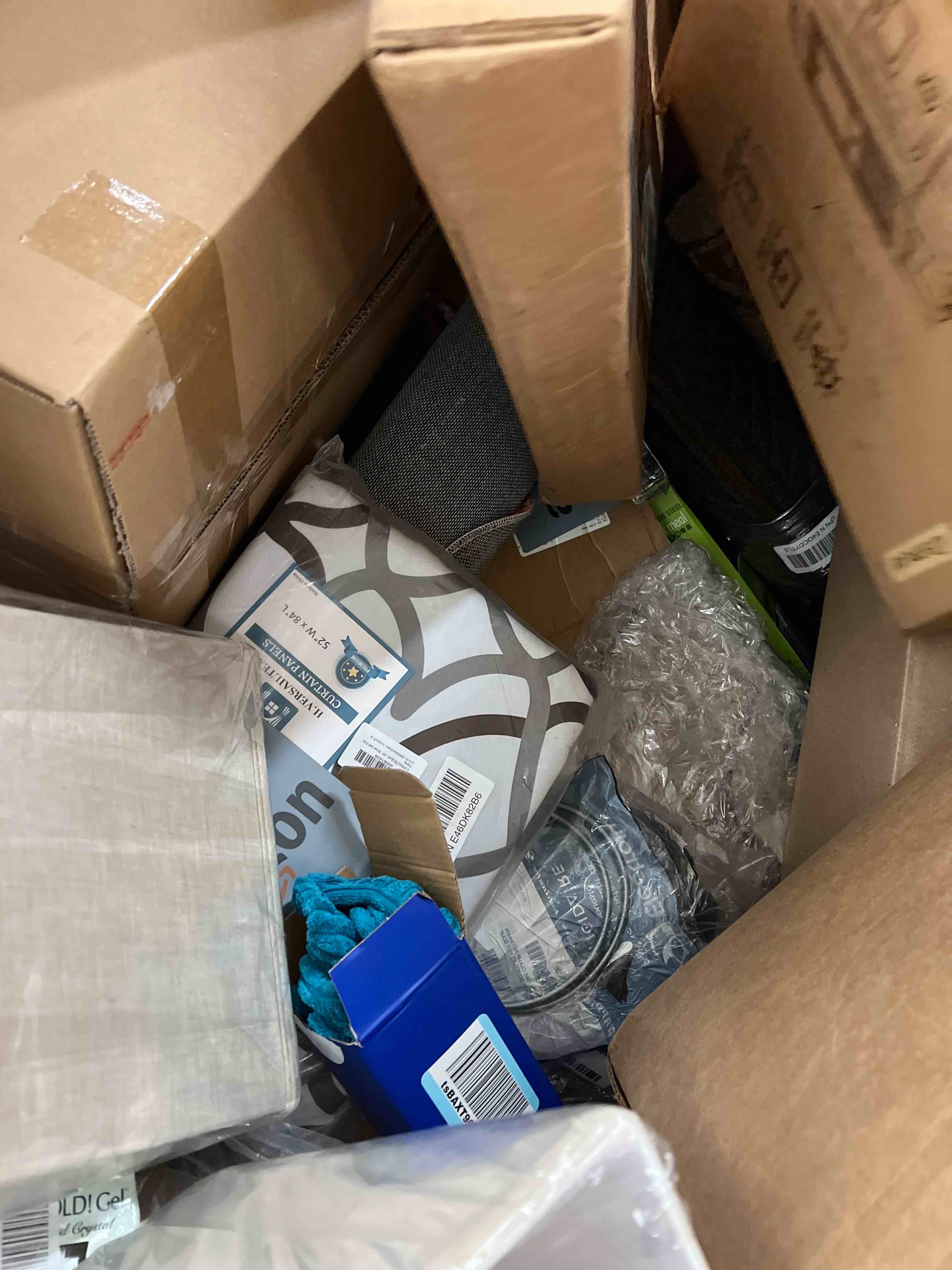 https://s3.amazonaws.com/lotting-images-prod/phillipi/BLU5646661_1746642472620.jpeg