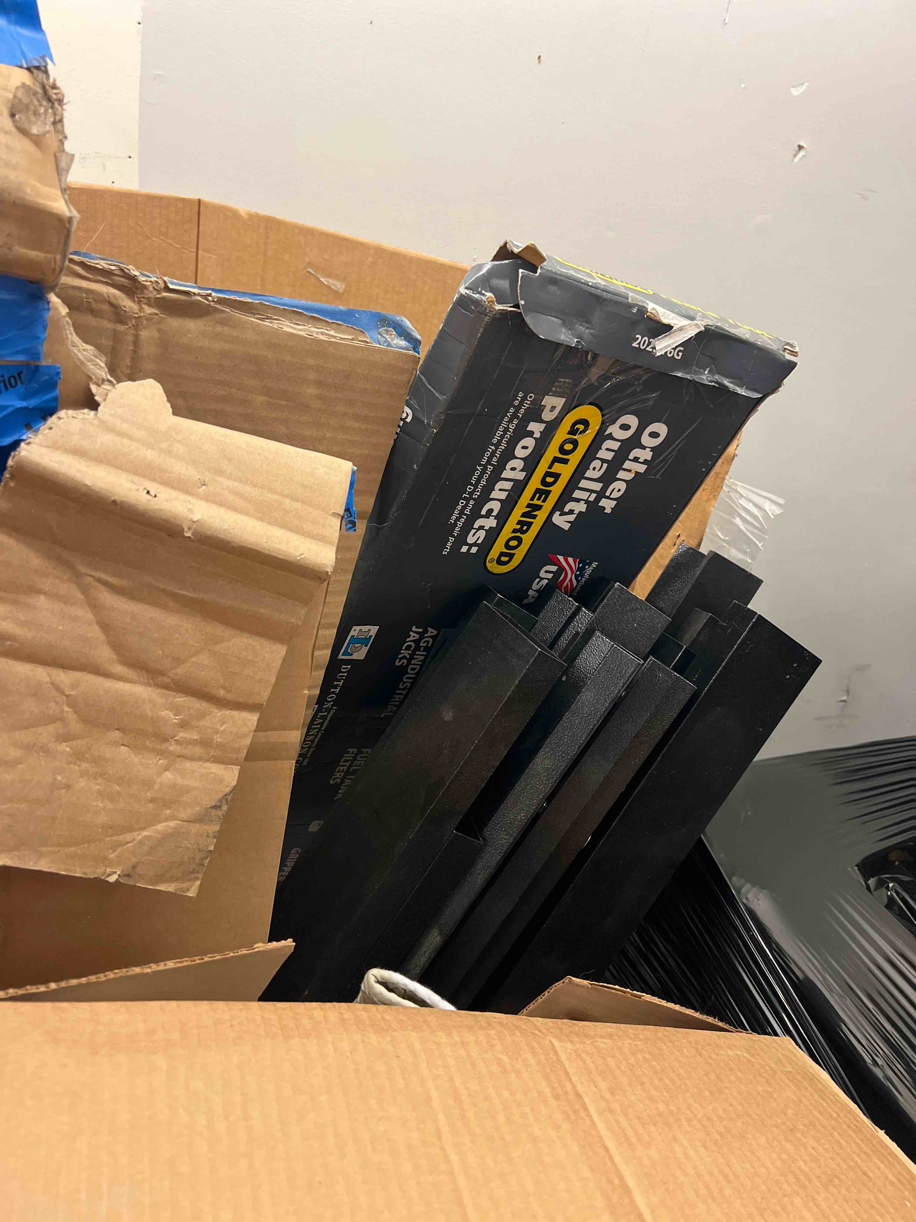 https://s3.amazonaws.com/lotting-images-prod/phillipi/BLU5646731_1753293165855.jpeg