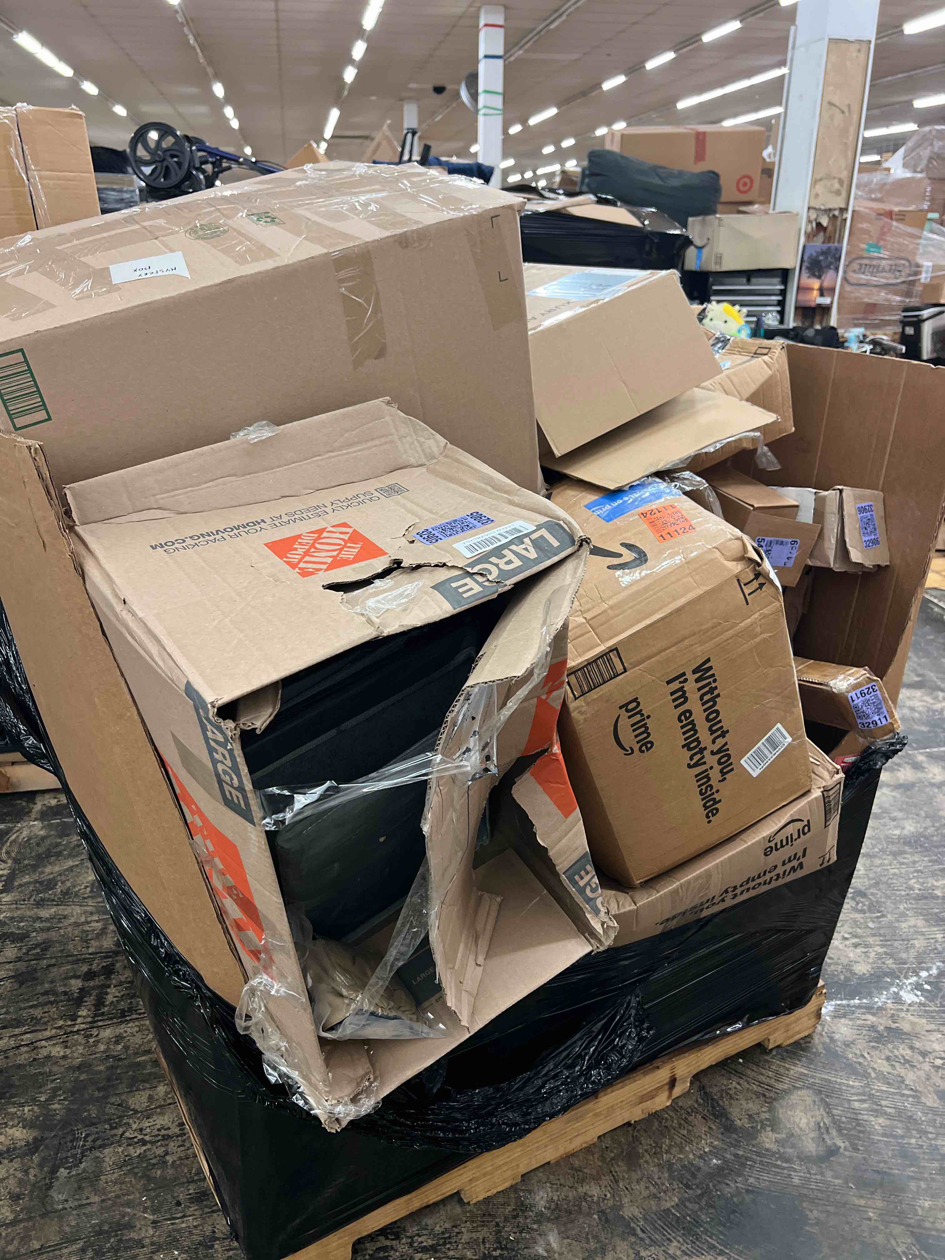 https://s3.amazonaws.com/lotting-images-prod/phillipi/BLU5646732_1753298618265.jpeg