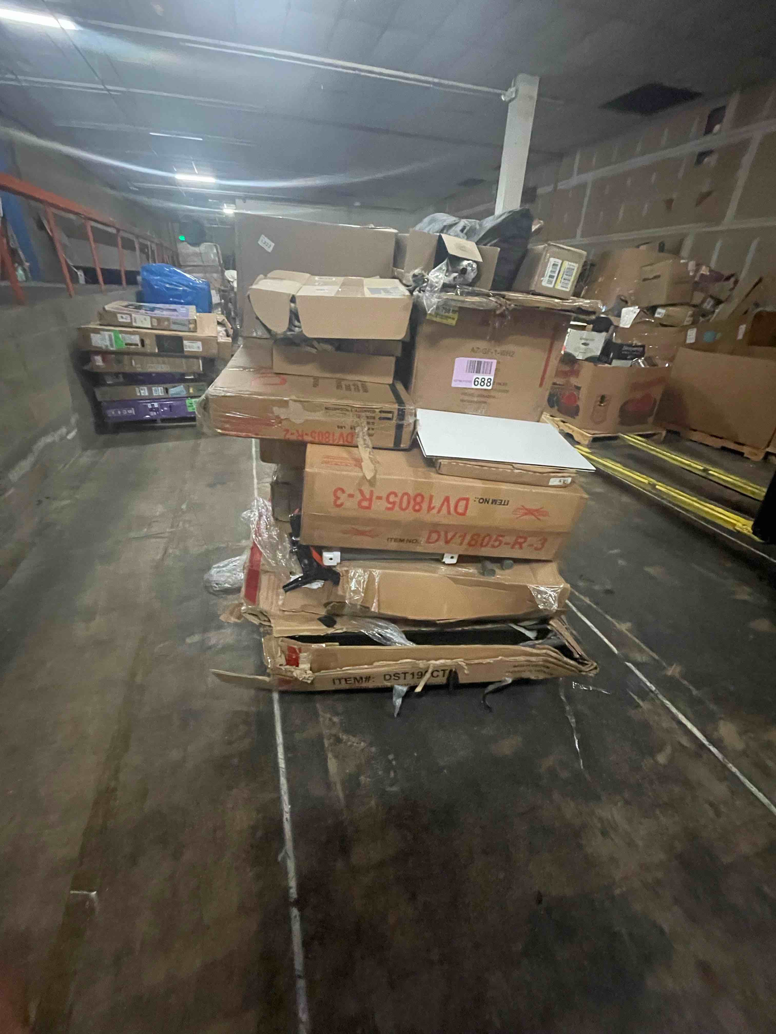 https://s3.amazonaws.com/lotting-images-prod/phillipi/BLU5646739_1754498688493.jpeg