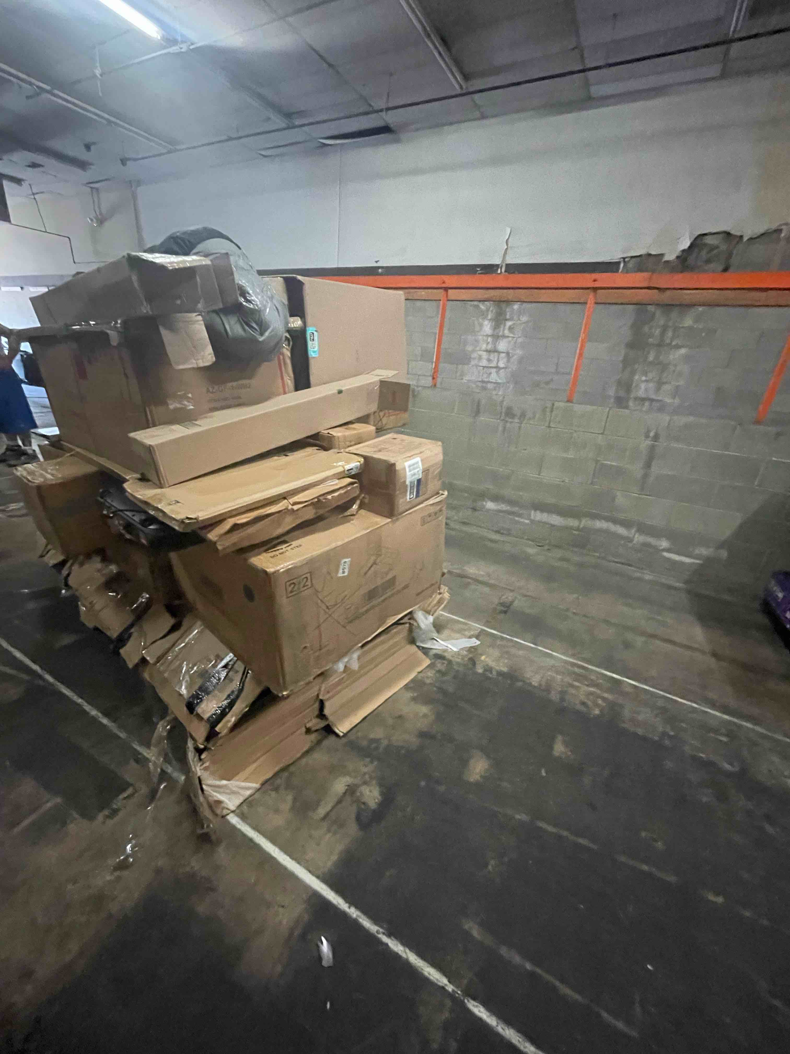 https://s3.amazonaws.com/lotting-images-prod/phillipi/BLU5646739_1754498693657.jpeg