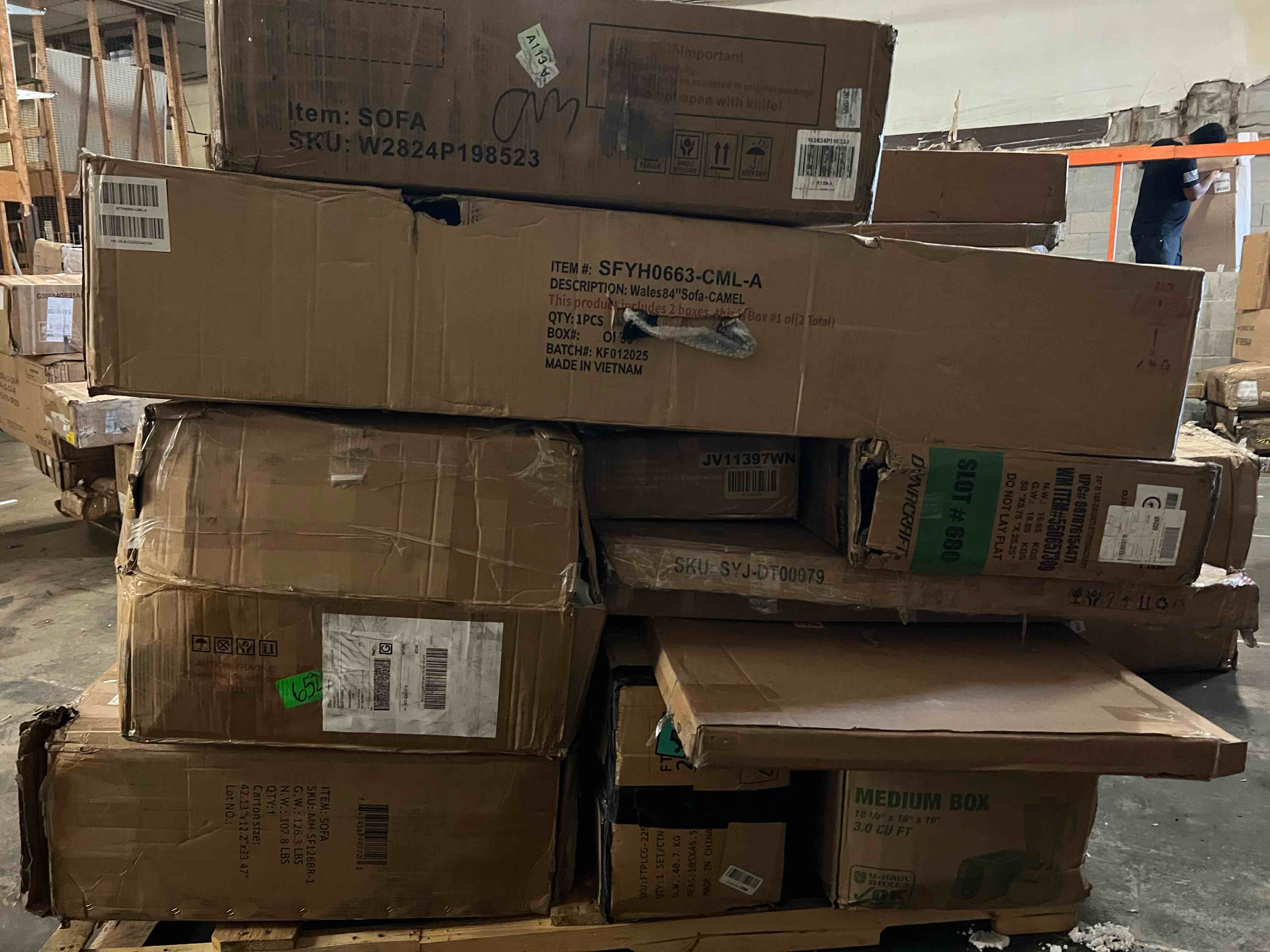 https://s3.amazonaws.com/lotting-images-prod/phillipi/BLU5646775_1758746442870.jpeg