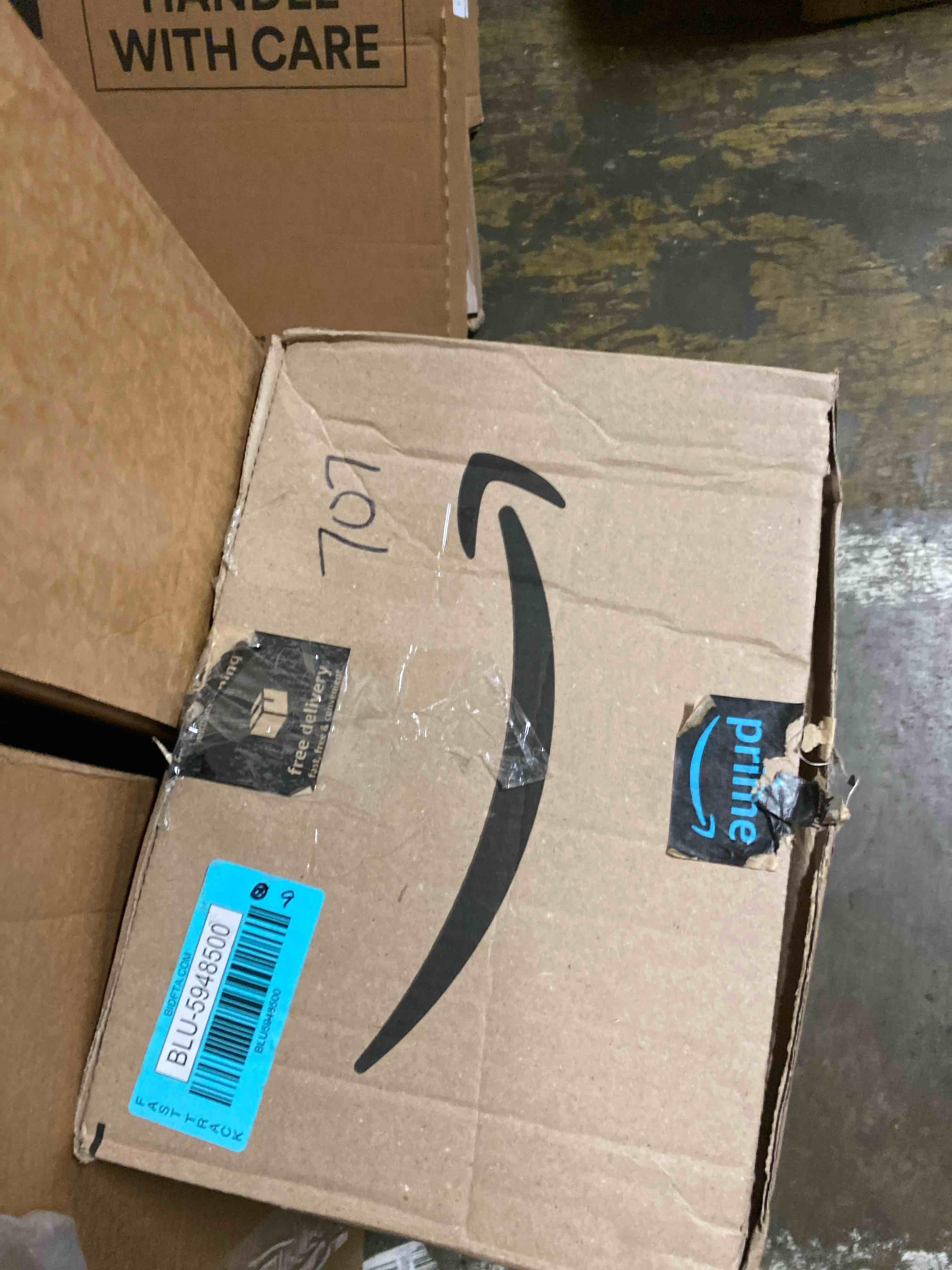 https://s3.amazonaws.com/lotting-images-prod/phillipi/BLU5948500_1720044676351.jpeg