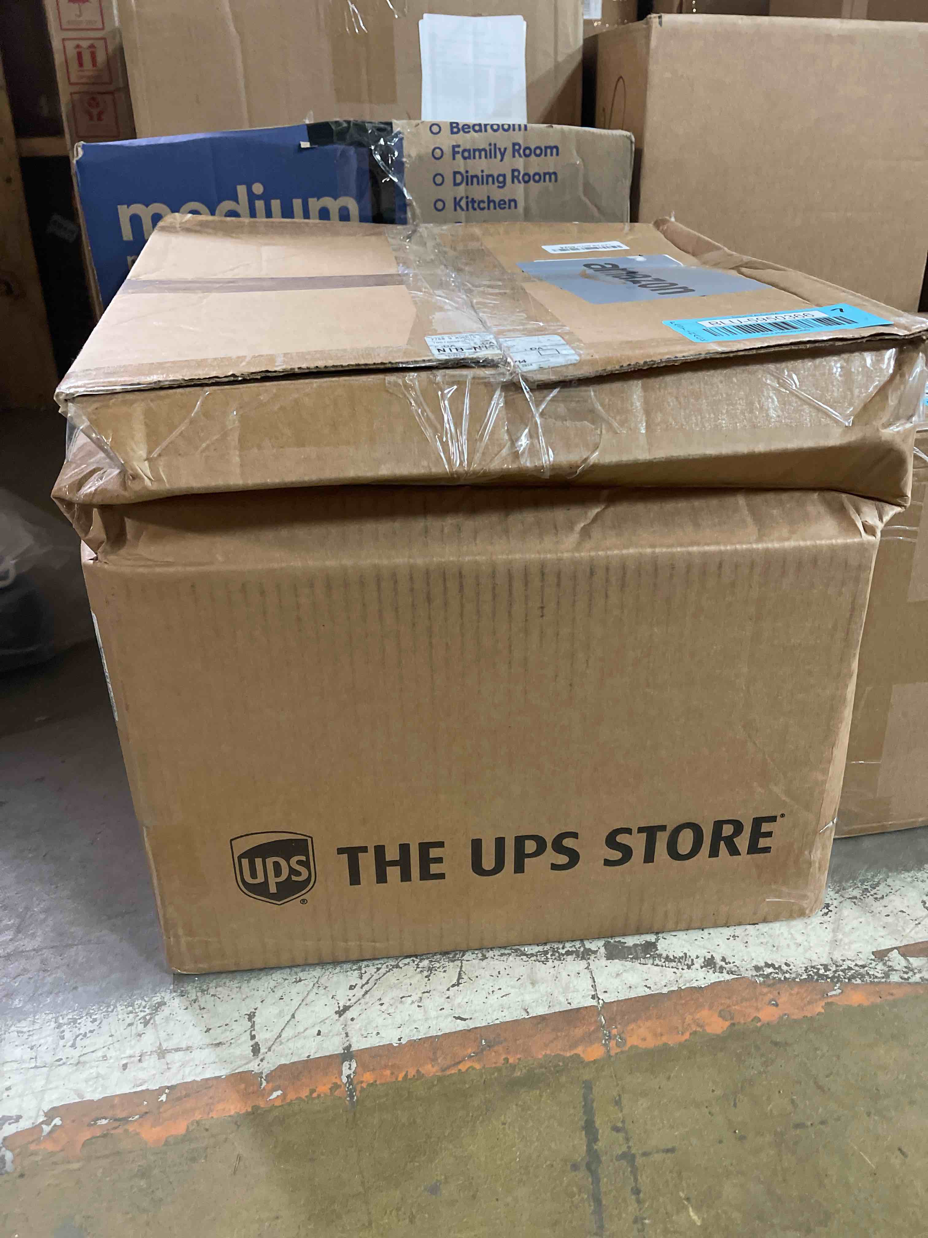 https://s3.amazonaws.com/lotting-images-prod/phillipi/BLU5950366_1716232955537.jpeg