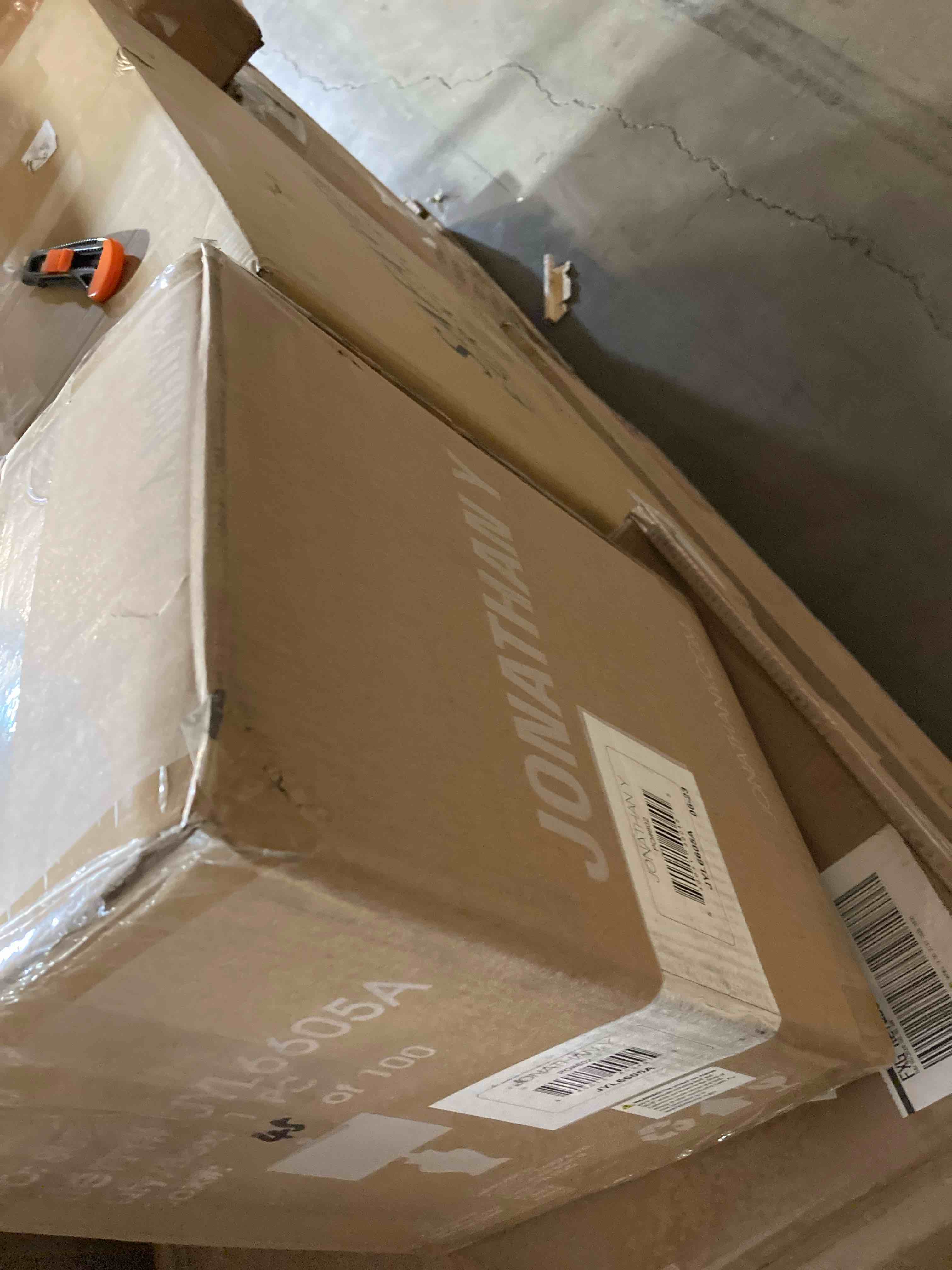 https://s3.amazonaws.com/lotting-images-prod/phillipi/BLU5951406_1714505921507.jpeg