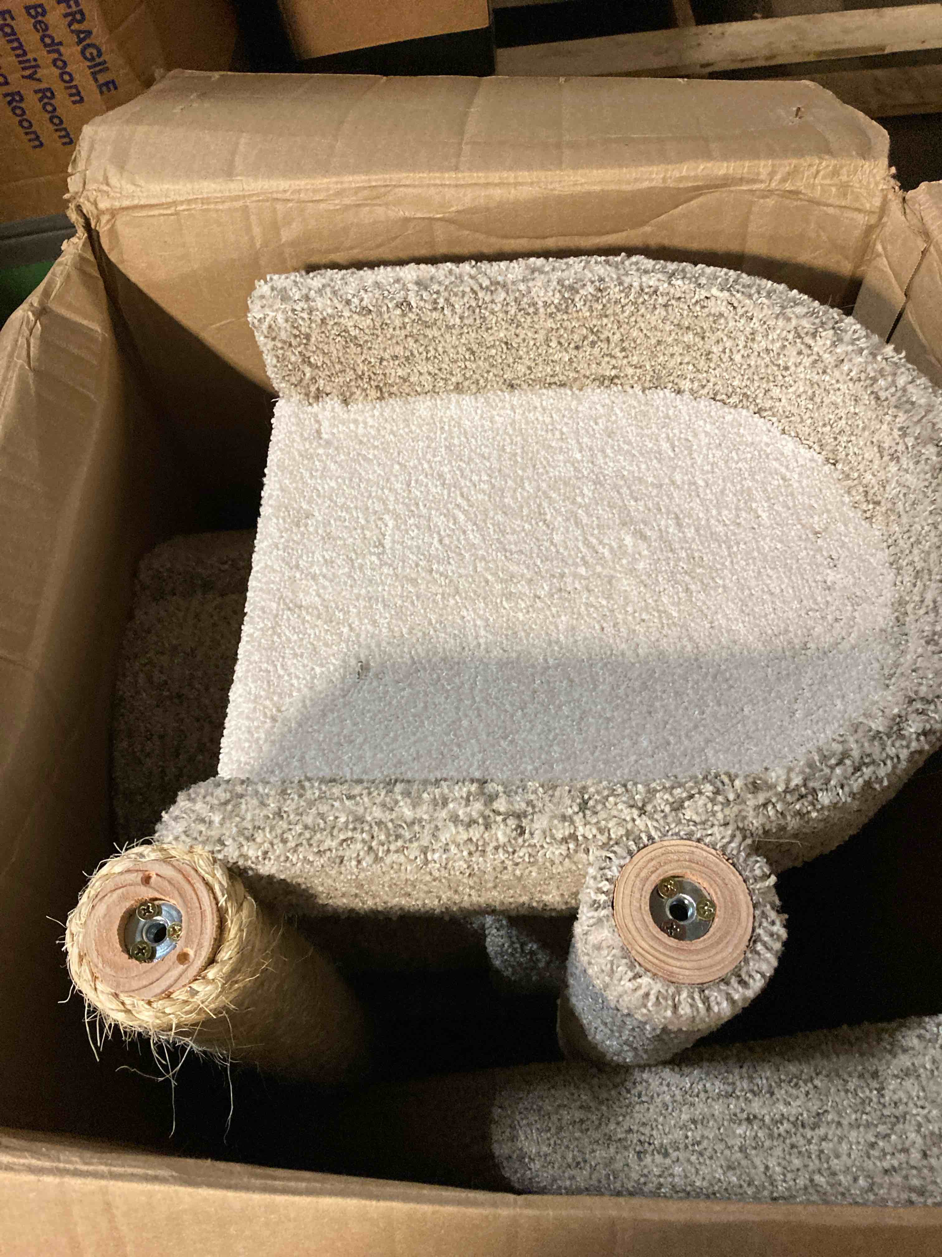 https://s3.amazonaws.com/lotting-images-prod/phillipi/BLU5951428_1714501684914.jpeg