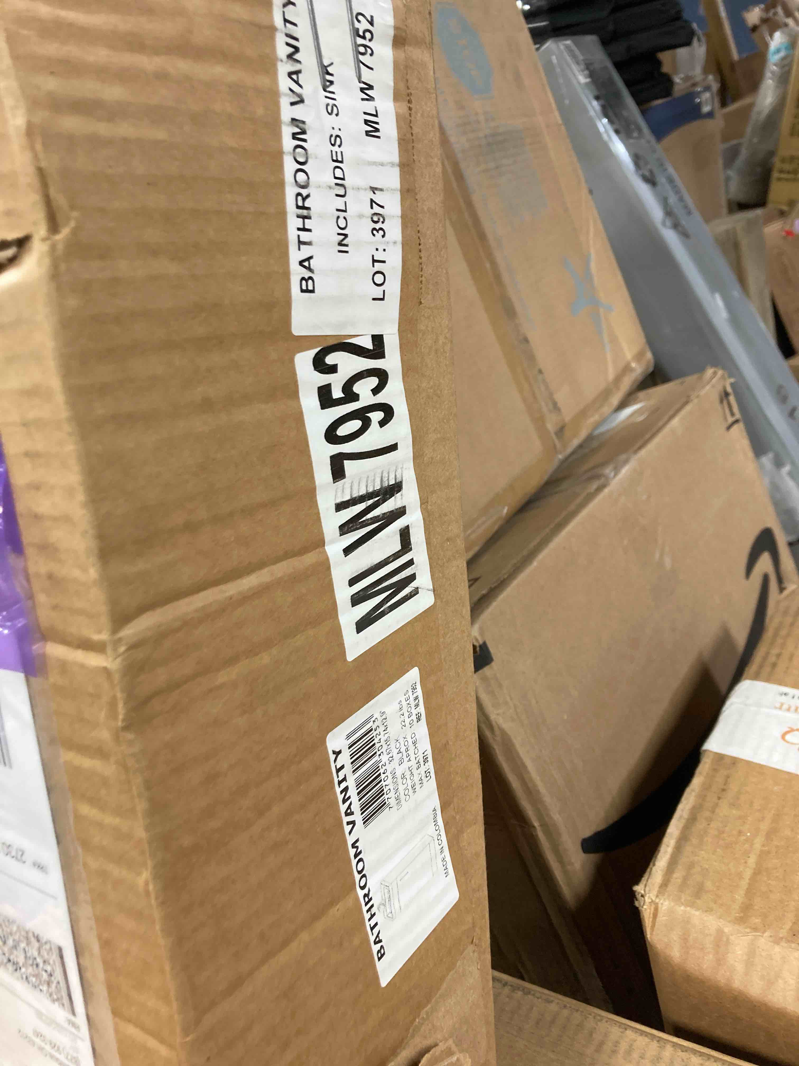 https://s3.amazonaws.com/lotting-images-prod/phillipi/BLU5951508_1714584968162.jpeg