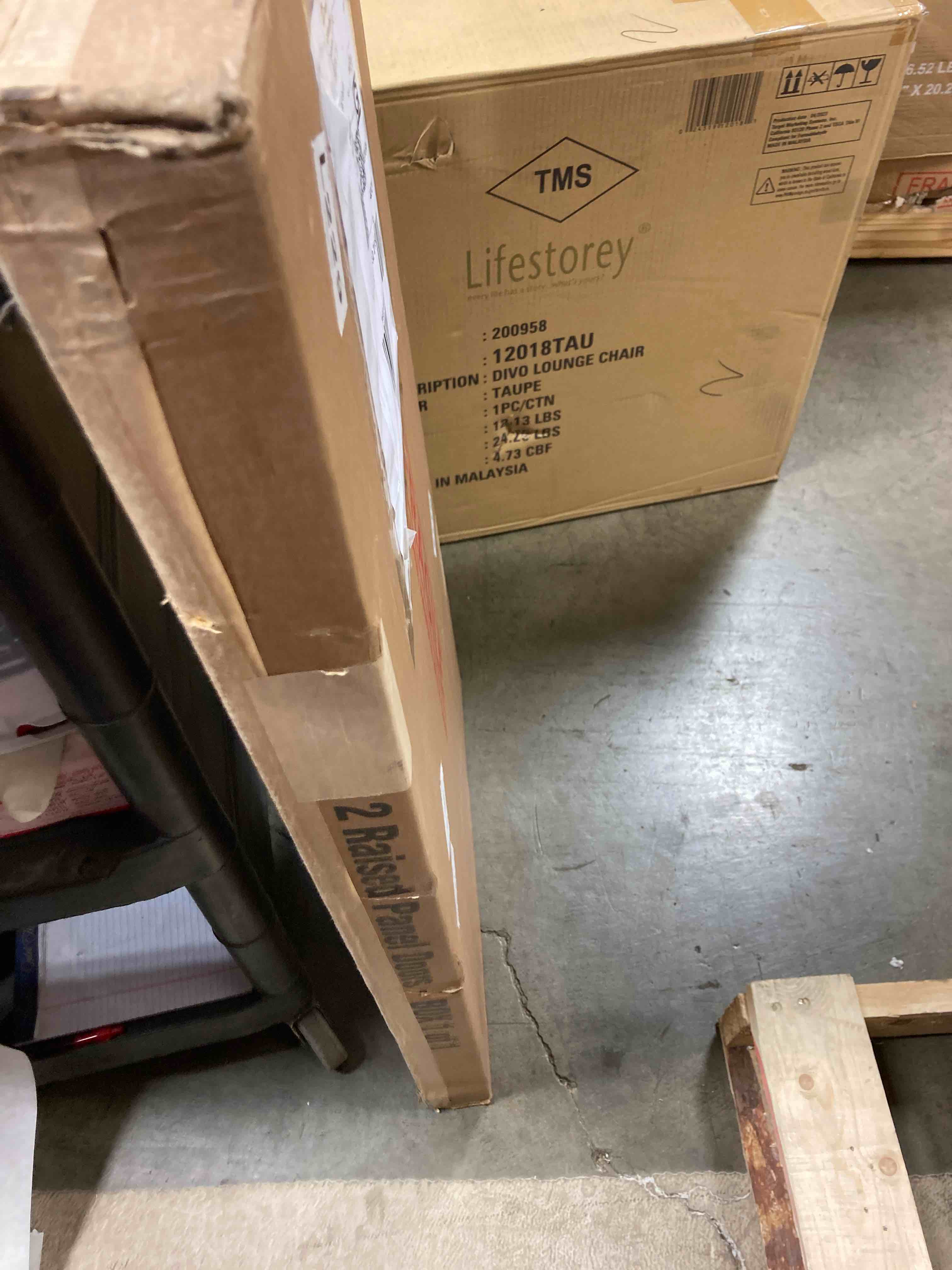 https://s3.amazonaws.com/lotting-images-prod/phillipi/BLU5951512_1714585727771.jpeg