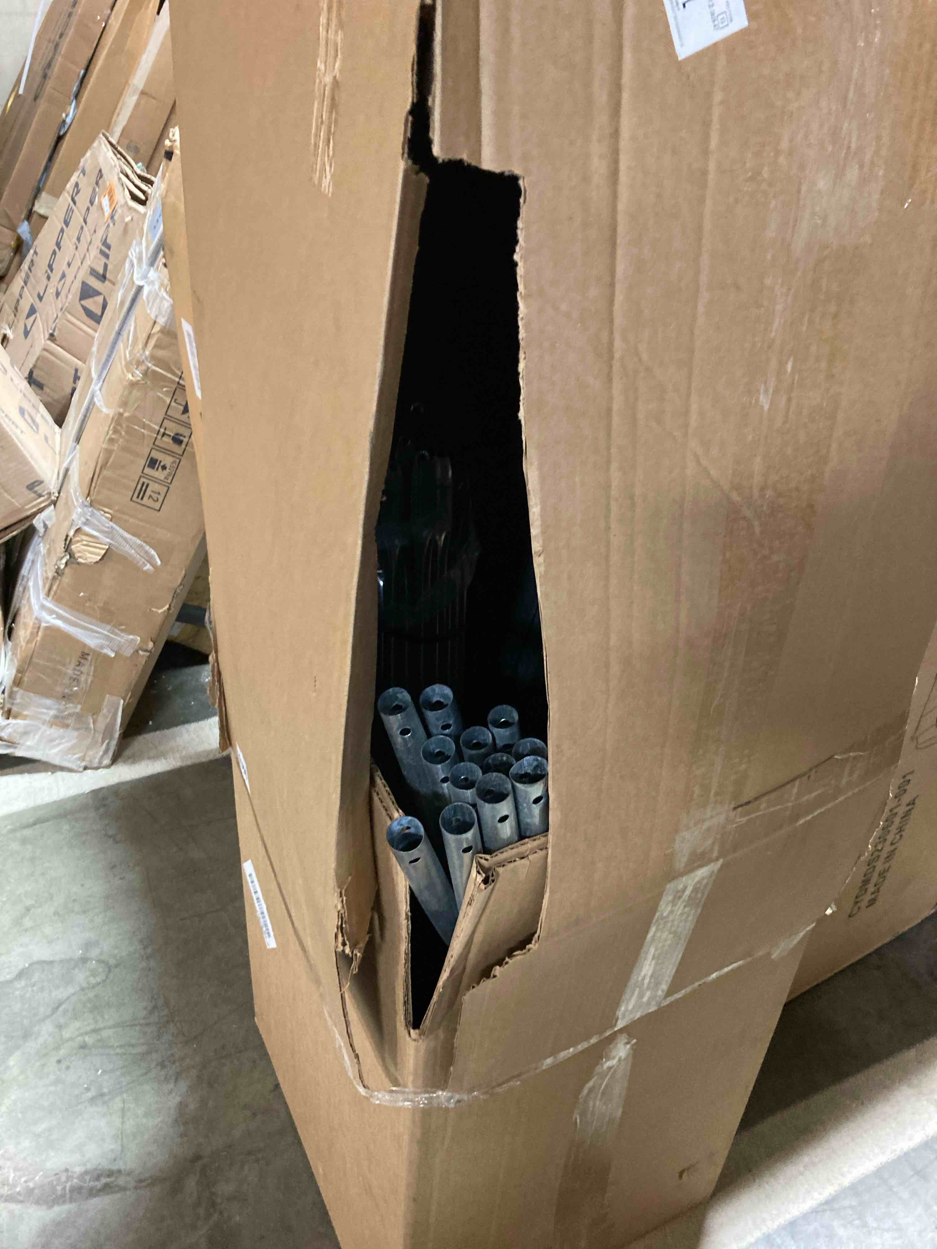 https://s3.amazonaws.com/lotting-images-prod/phillipi/BLU5951906_1715610687142.jpeg