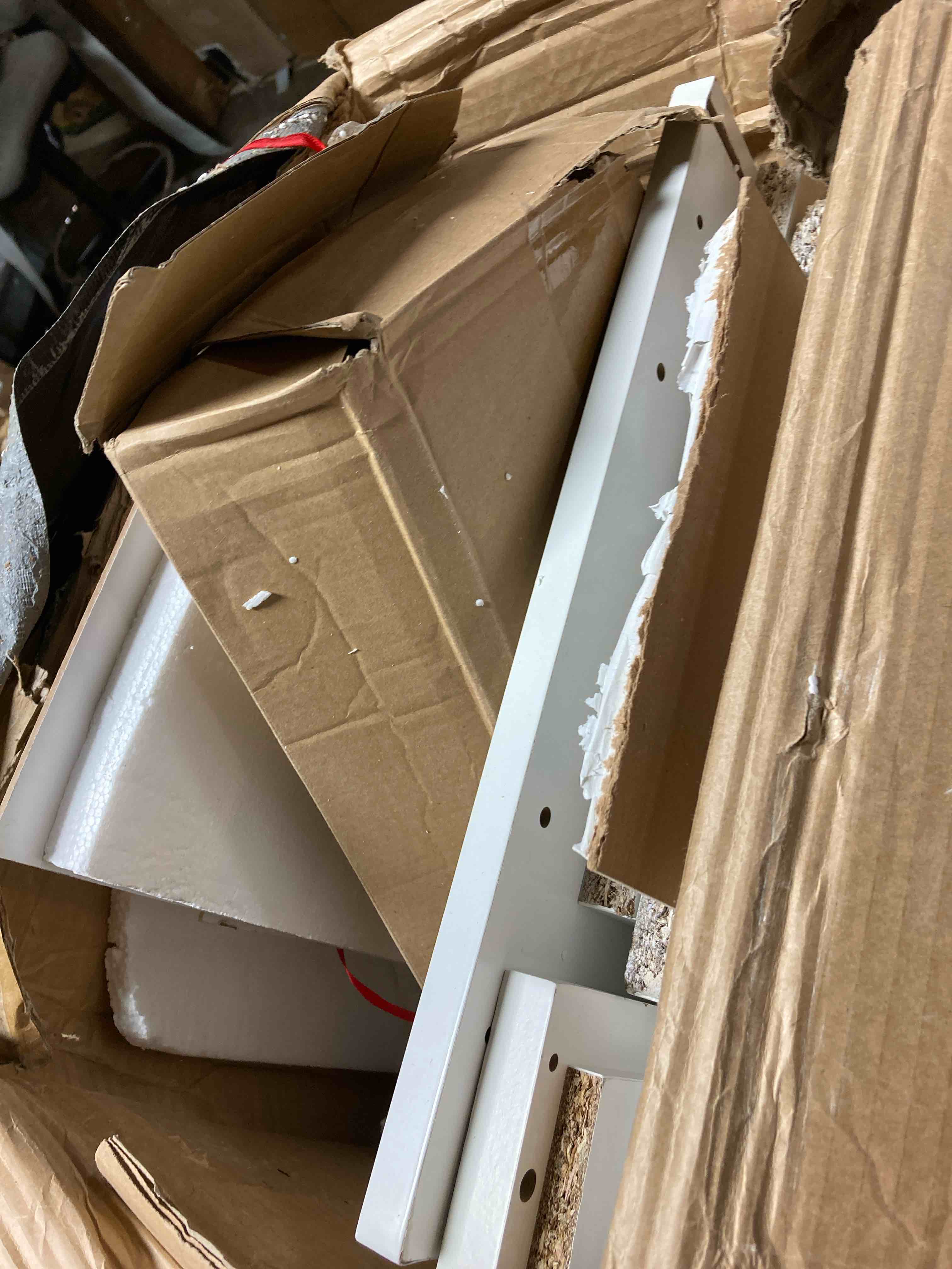 https://s3.amazonaws.com/lotting-images-prod/phillipi/BLU5951909_1715610253984.jpeg
