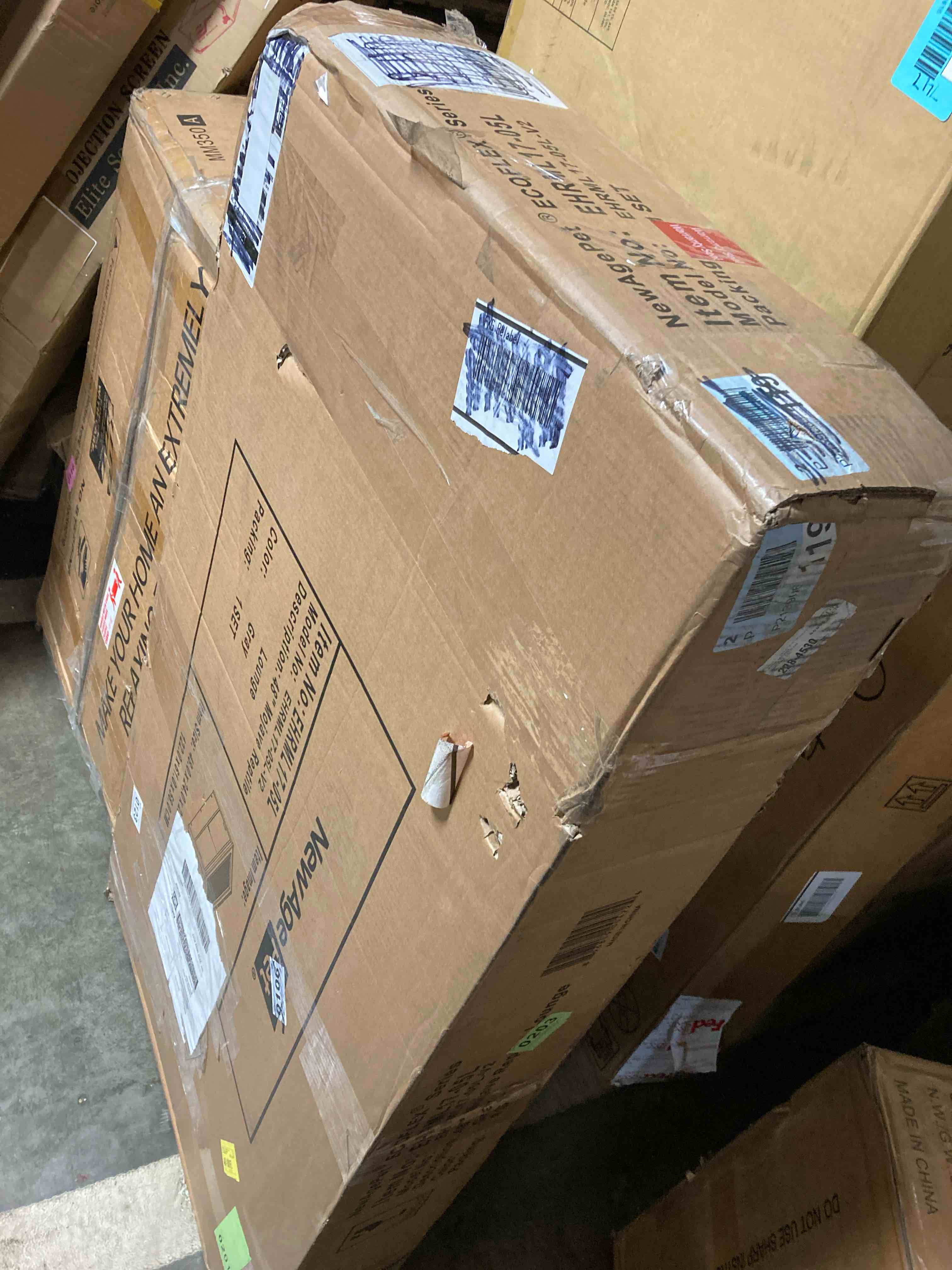 https://s3.amazonaws.com/lotting-images-prod/phillipi/BLU5951915_1715608566952.jpeg