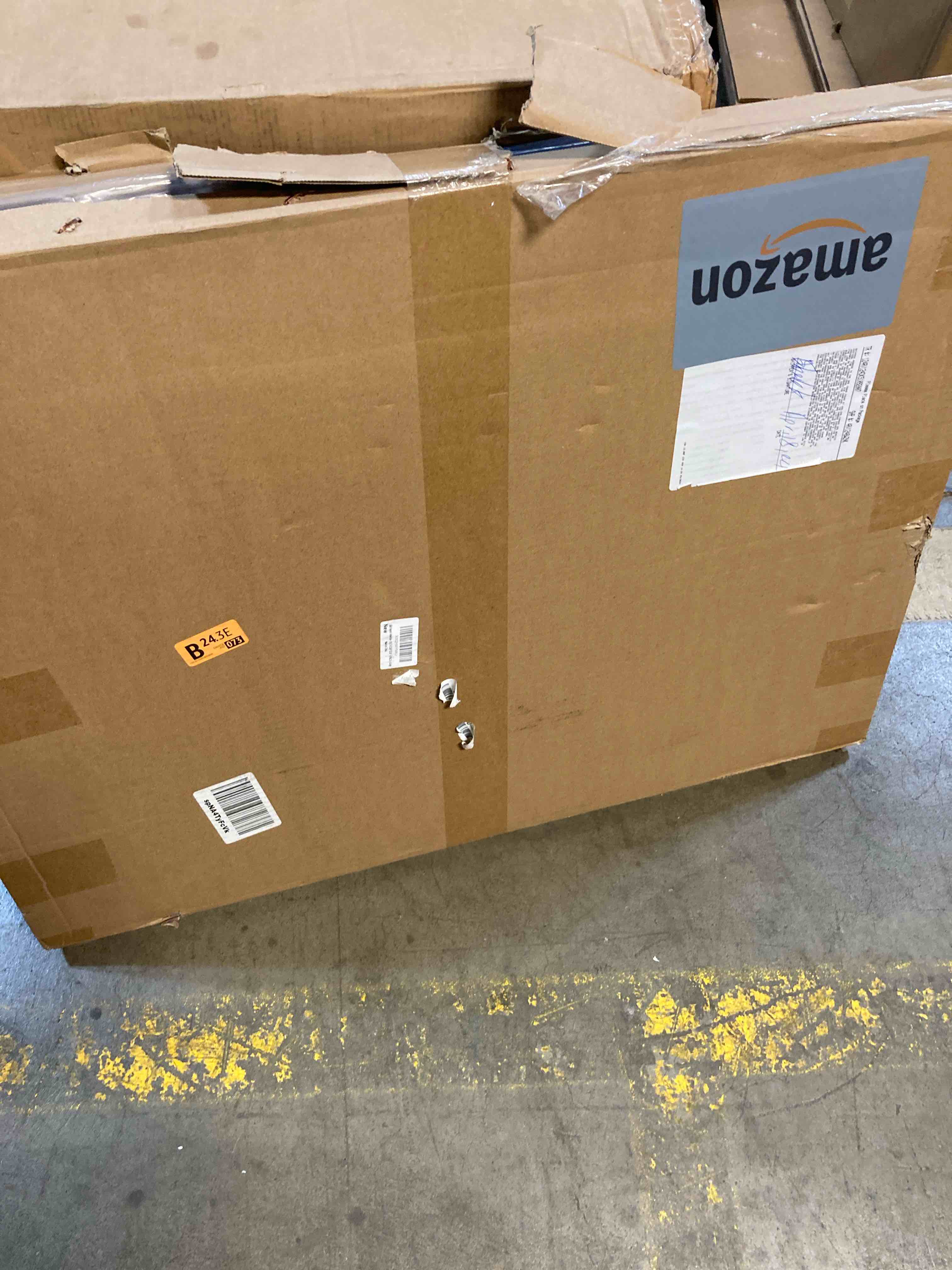 https://s3.amazonaws.com/lotting-images-prod/phillipi/BLU5952005_1715786547303.jpeg