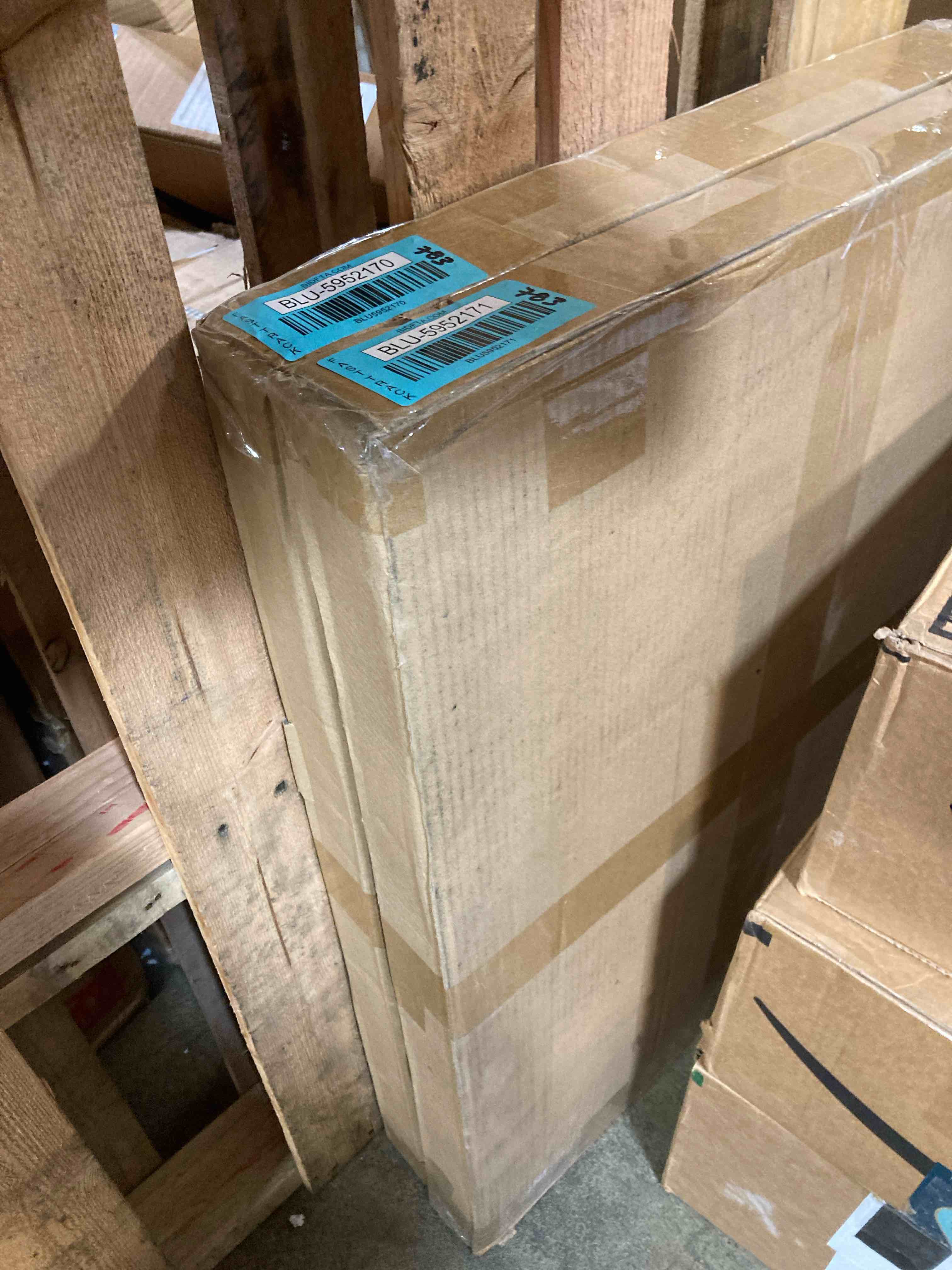 https://s3.amazonaws.com/lotting-images-prod/phillipi/BLU5952171_1715785633978.jpeg