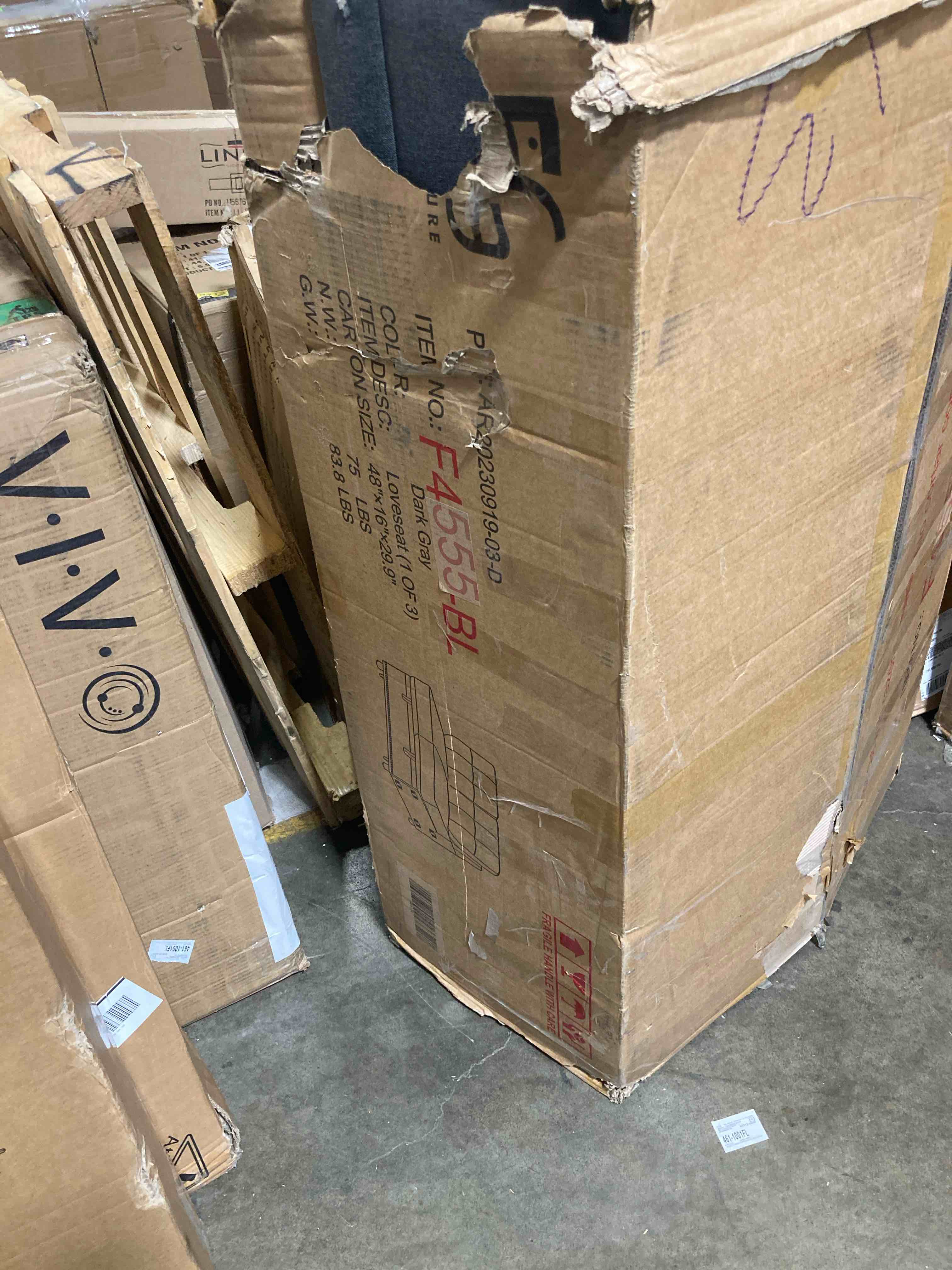 https://s3.amazonaws.com/lotting-images-prod/phillipi/BLU5952694_1716476919482.jpeg
