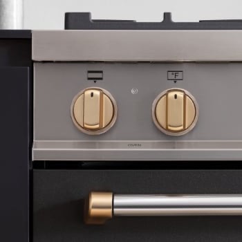 Bertazzoni Master Collezione Metalli DSMASIKSG Induction Knob Décor Set - 11 Knobs in Satin Gold