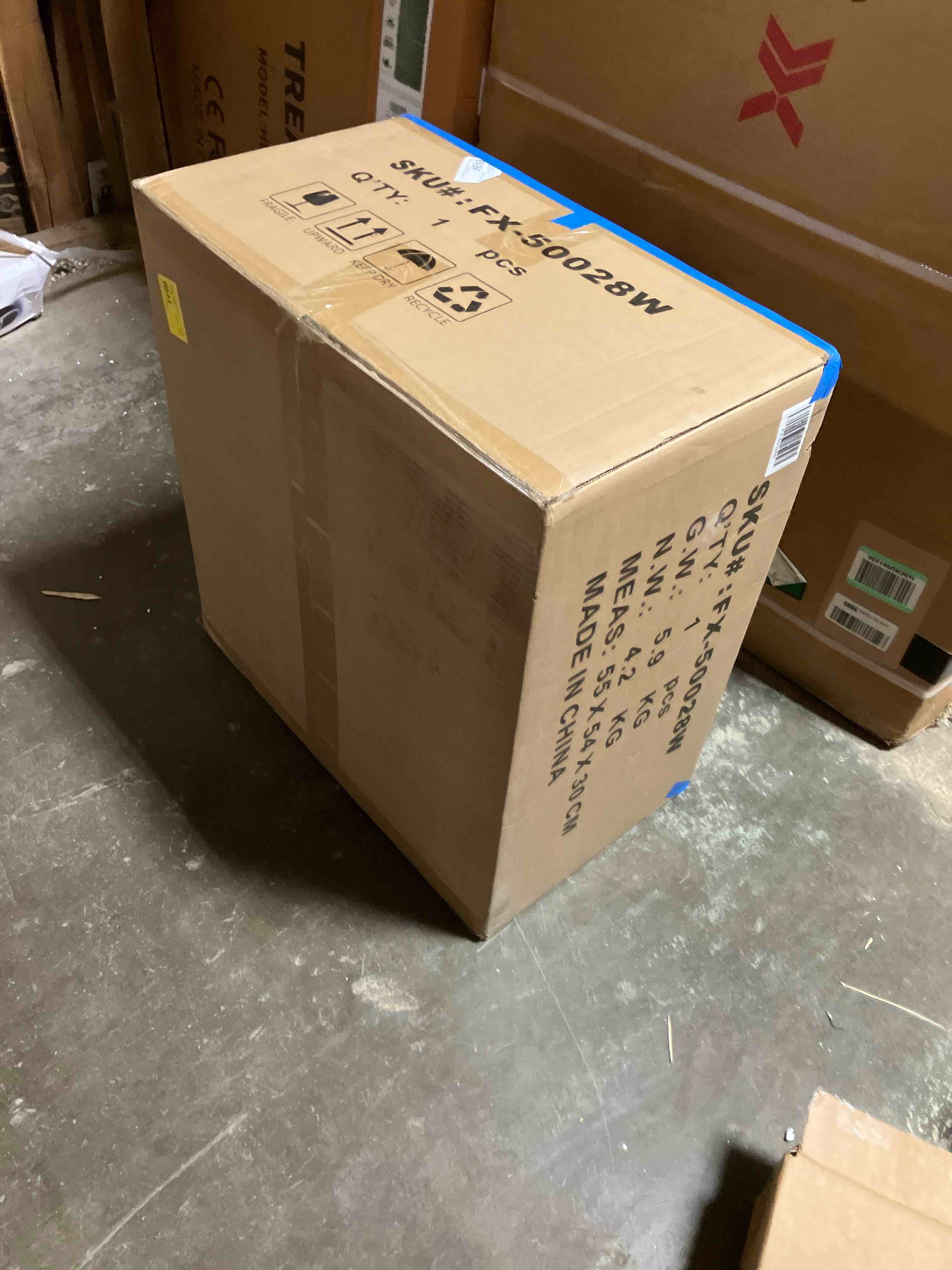 https://s3.amazonaws.com/lotting-images-prod/phillipi/BLU5956049_1712348864196.jpeg