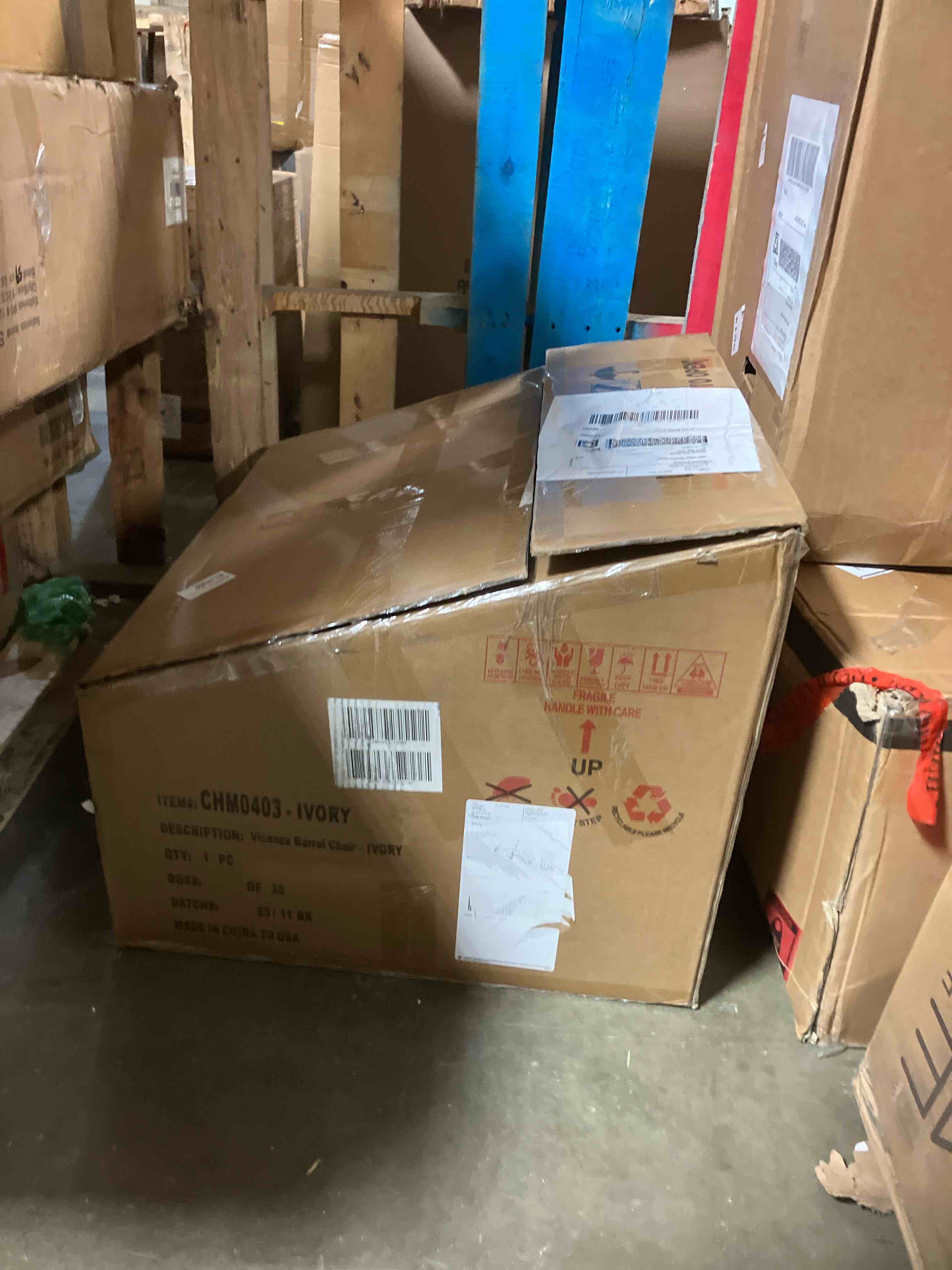 https://s3.amazonaws.com/lotting-images-prod/phillipi/BLU5957635_1711043780842.jpeg