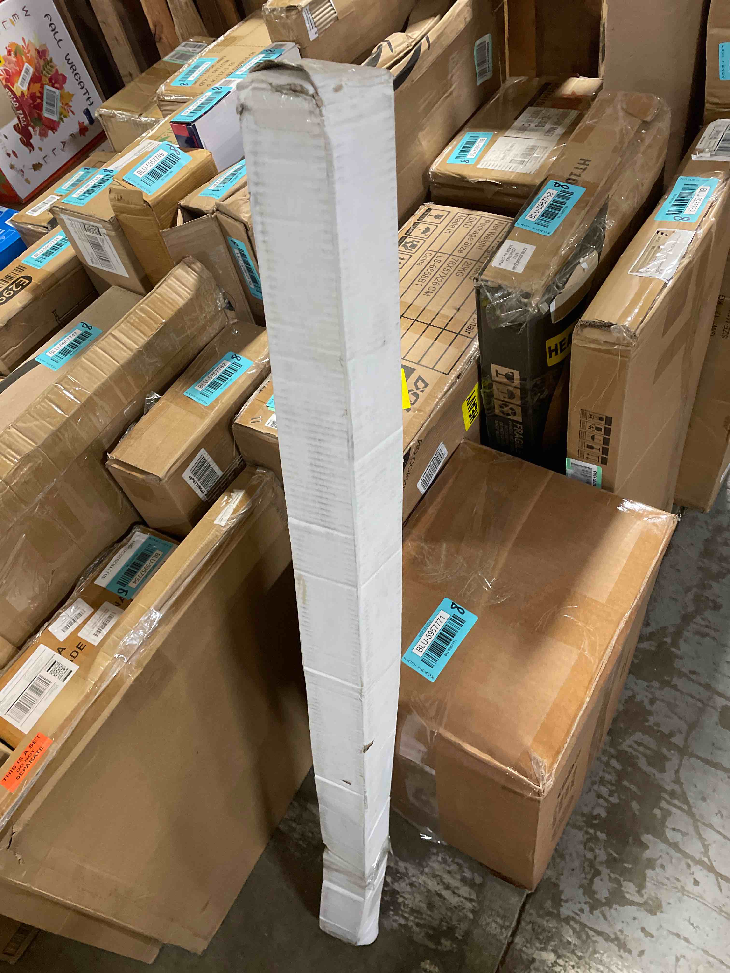 https://s3.amazonaws.com/lotting-images-prod/phillipi/BLU5957772_1711055516937.jpeg