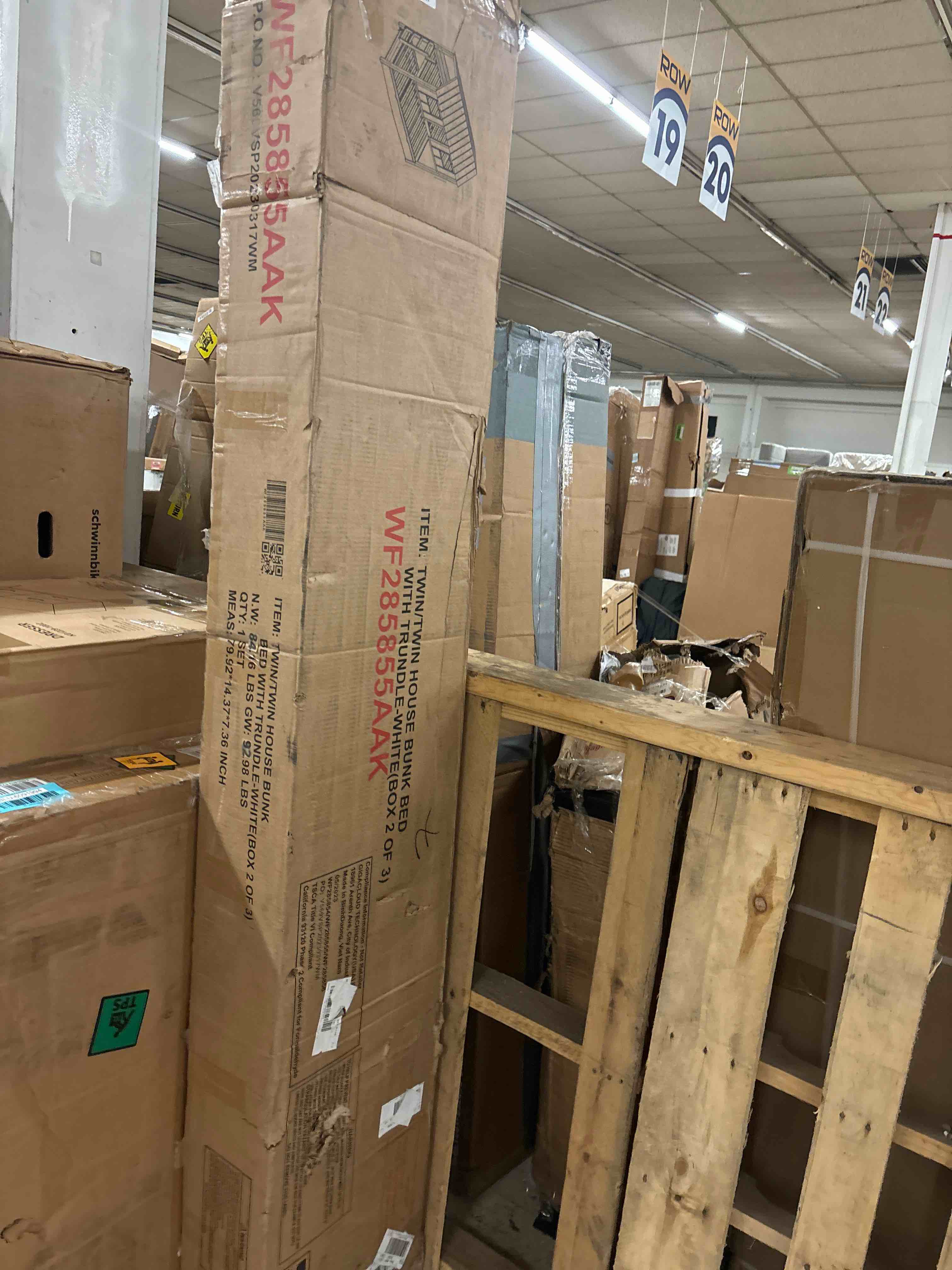 https://s3.amazonaws.com/lotting-images-prod/phillipi/BLU6091996_1707947532527.jpeg