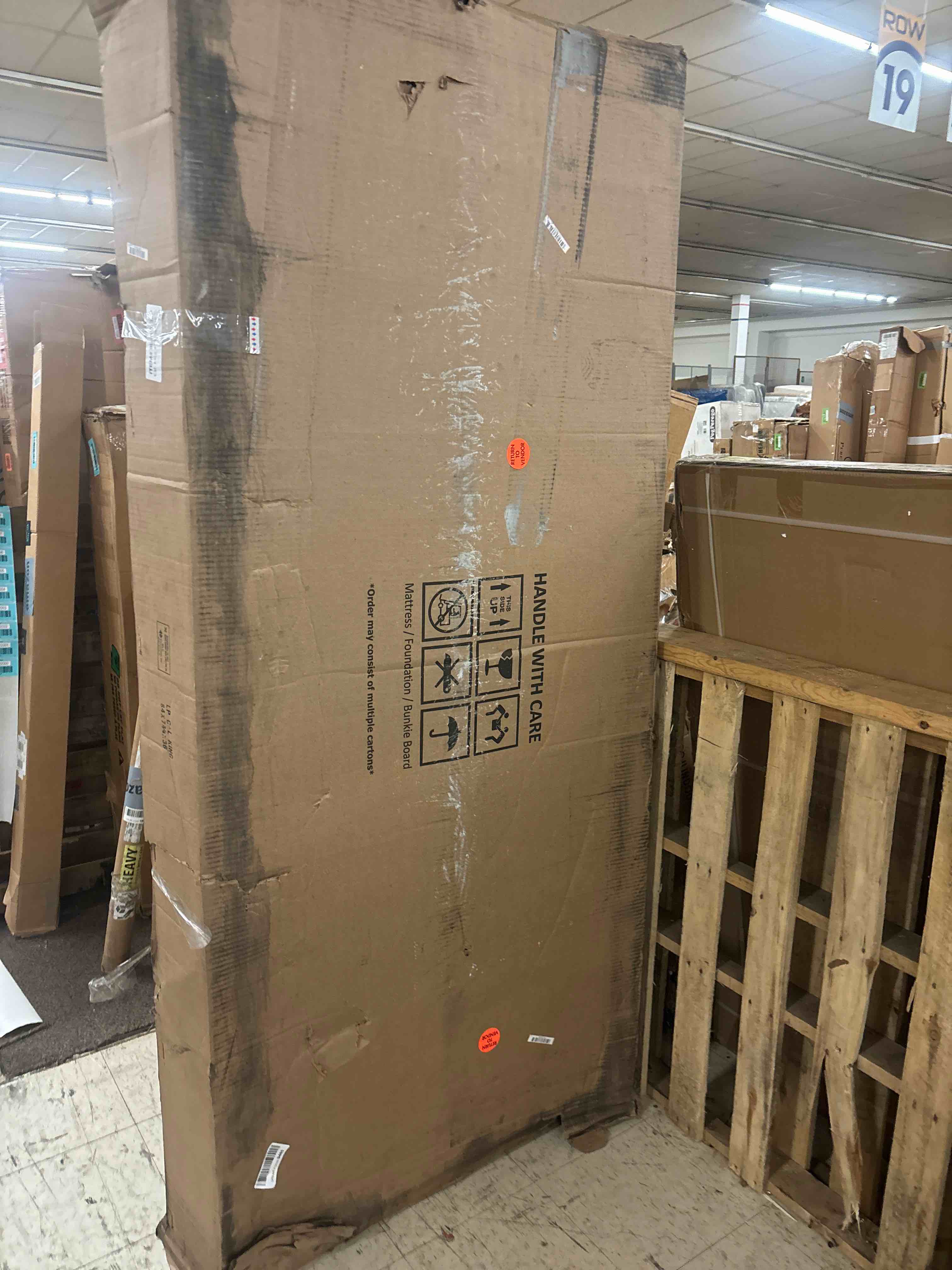https://s3.amazonaws.com/lotting-images-prod/phillipi/BLU6092000_1707953121693.jpeg