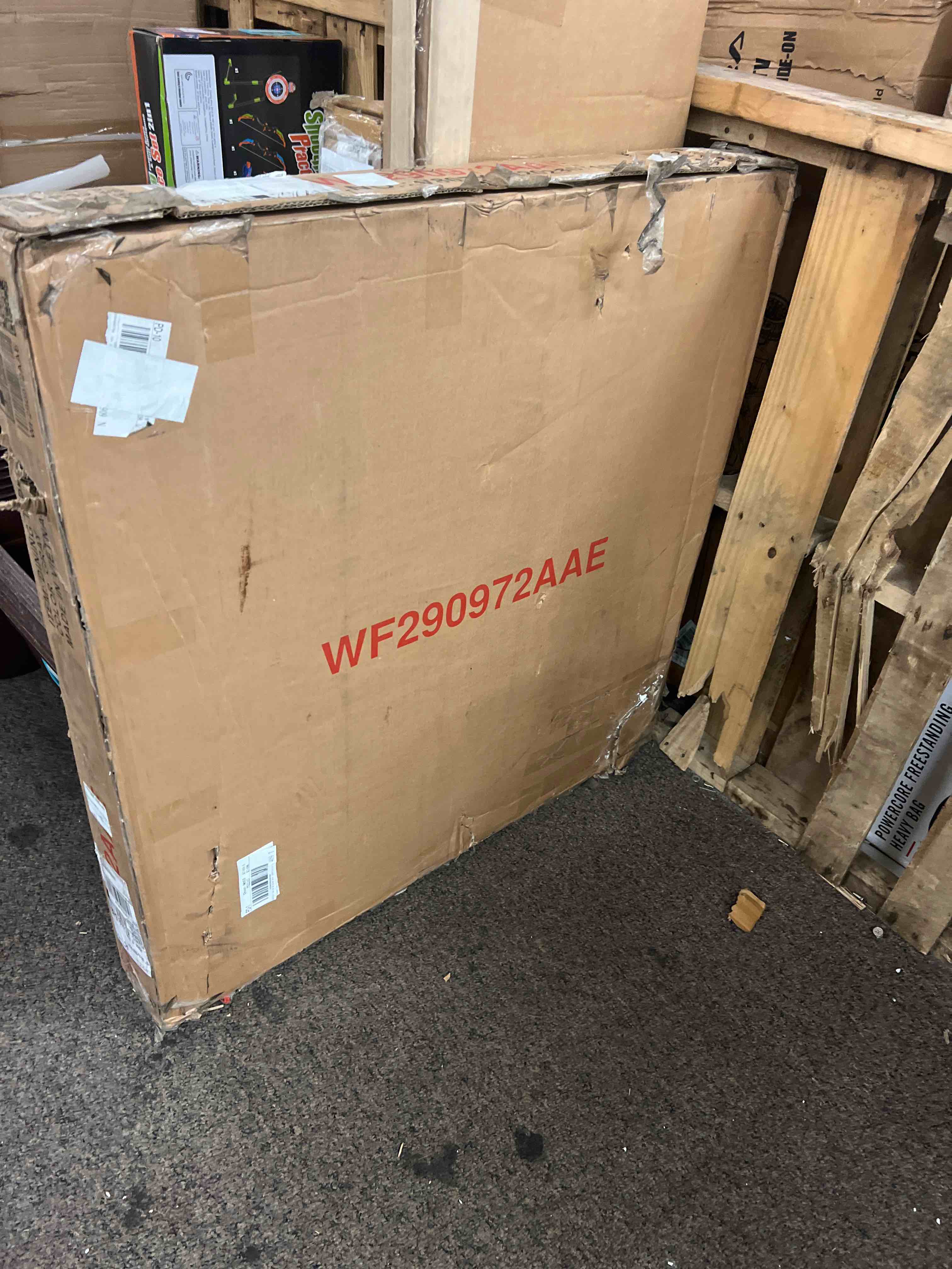 https://s3.amazonaws.com/lotting-images-prod/phillipi/BLU6092030_1707965884256.jpeg